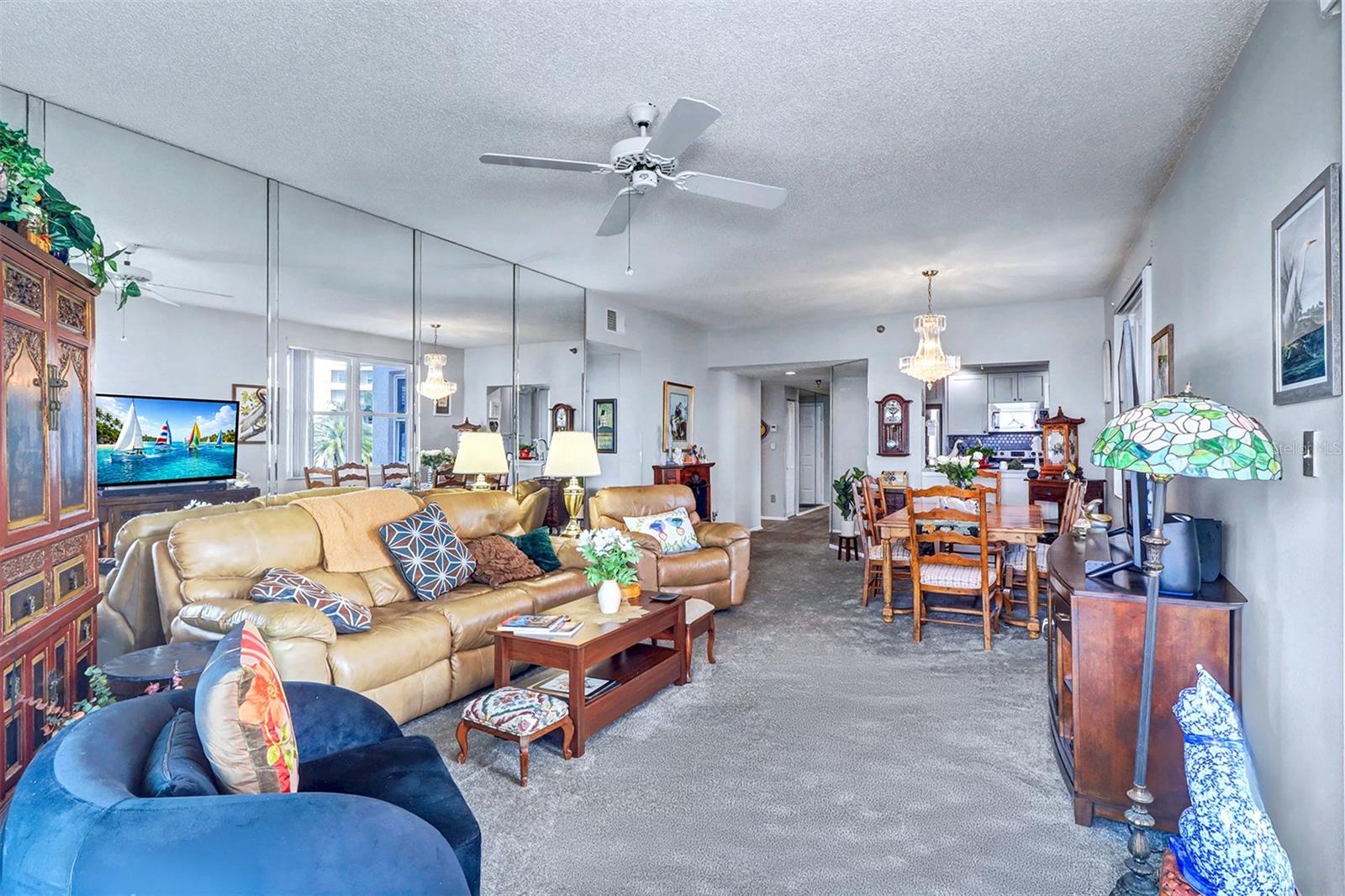 Image 7 of 37 For 8021 Sailboat Key Boulevard S 101