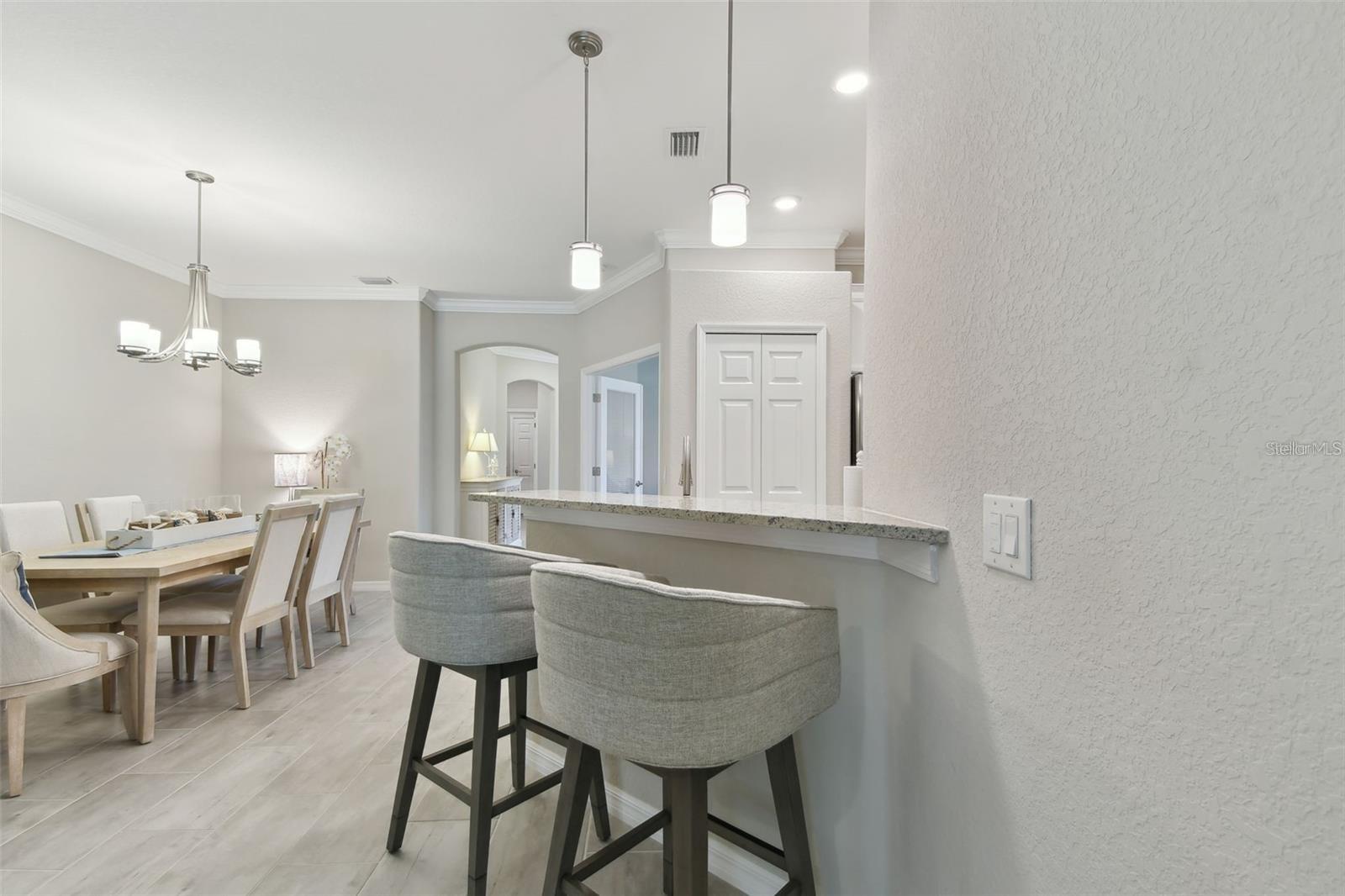 Image 10 of 47 For 12379 Amica Loop