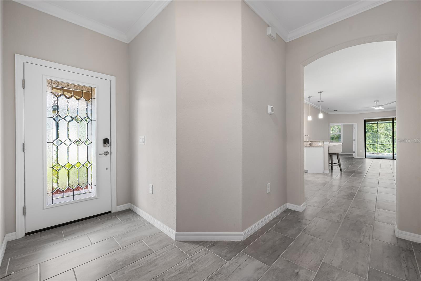 Image 5 of 47 For 12379 Amica Loop