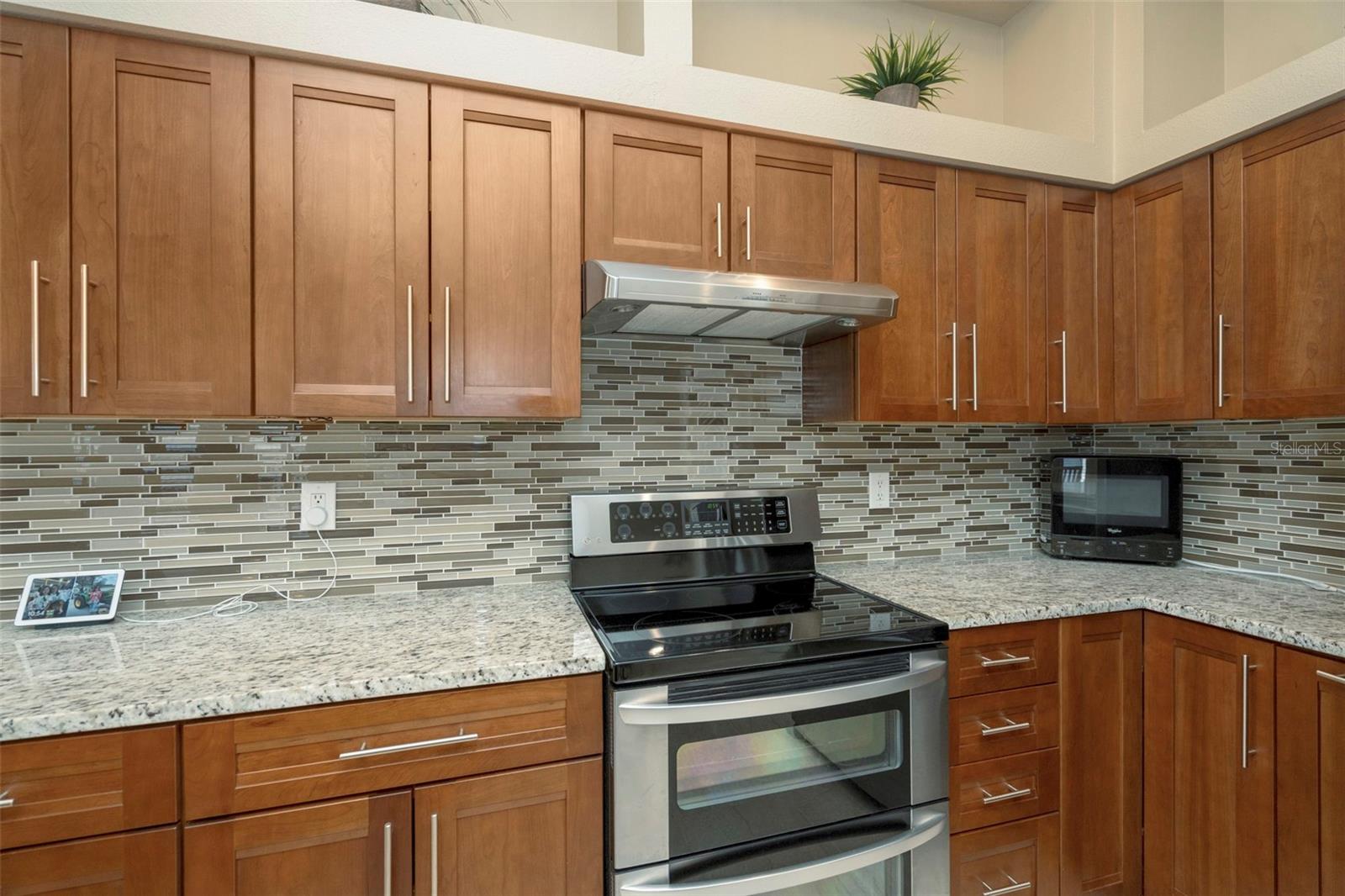 Image 14 of 35 For 18810 Forest Glen Court