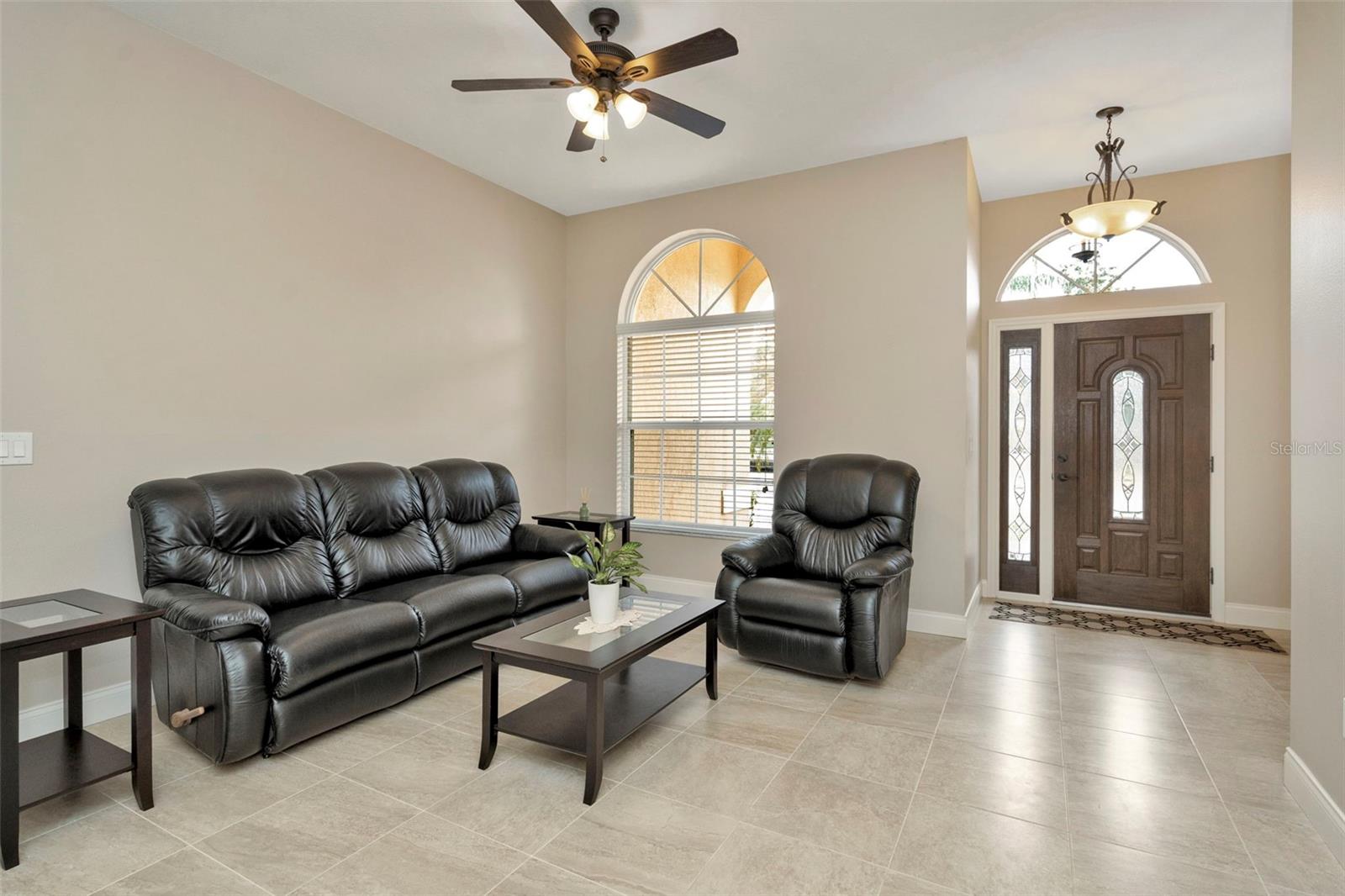 Image 7 of 35 For 18810 Forest Glen Court