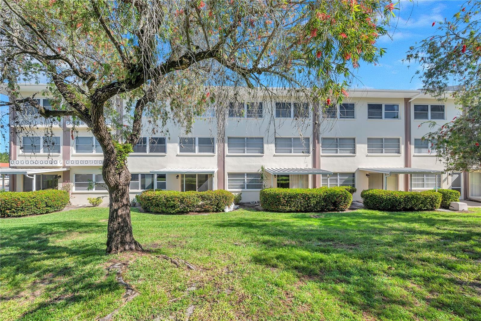 Image 21 of 29 For 1235 Highland Avenue 1-102