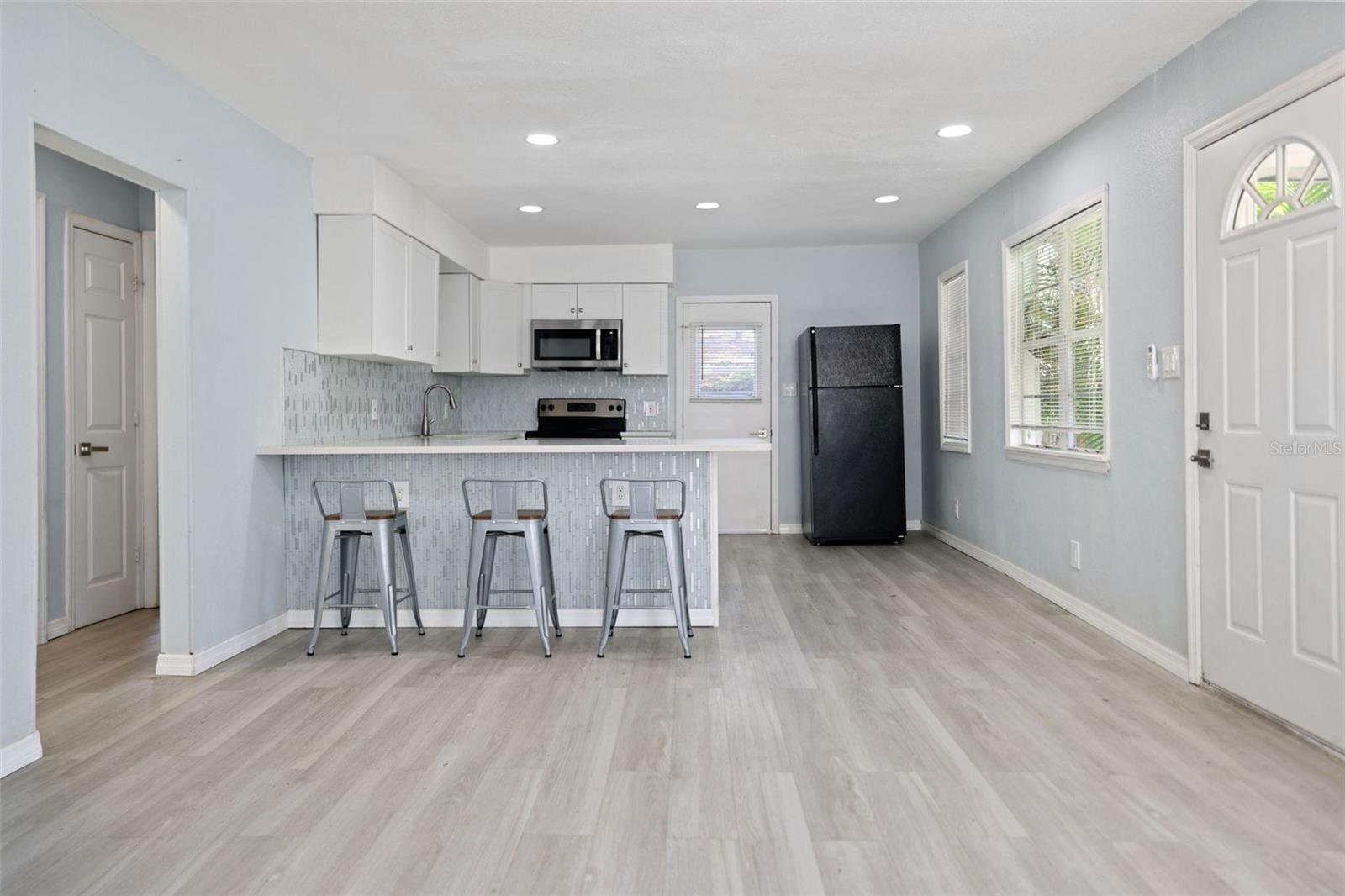 Image 10 of 21 For 524 6th Avenue Ne