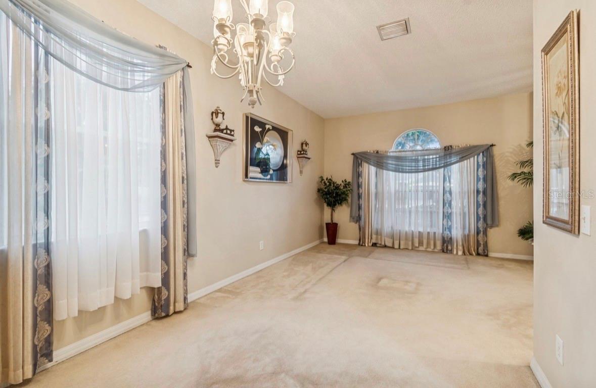 Image 15 of 52 For 1346 Brooke View Drive