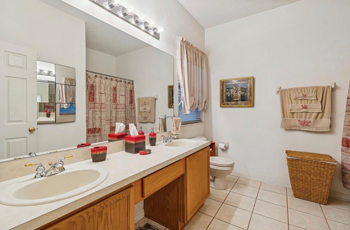 Image 26 of 52 For 1346 Brooke View Drive