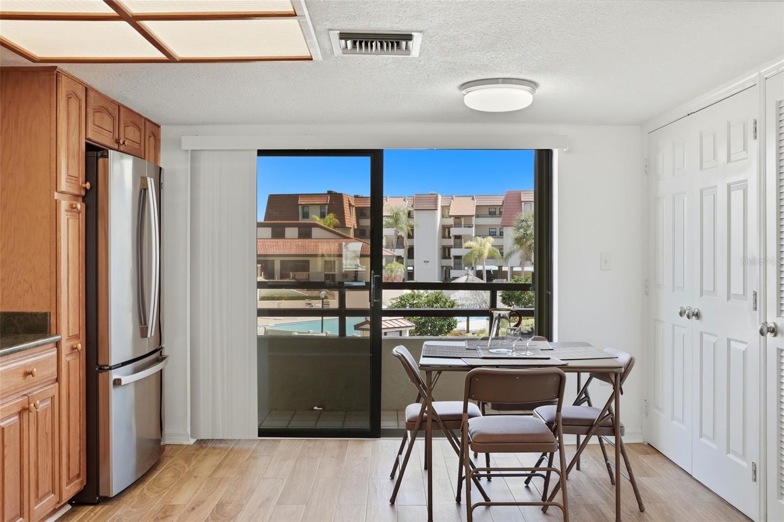 Image 25 of 73 For 128 1st Street E.  102