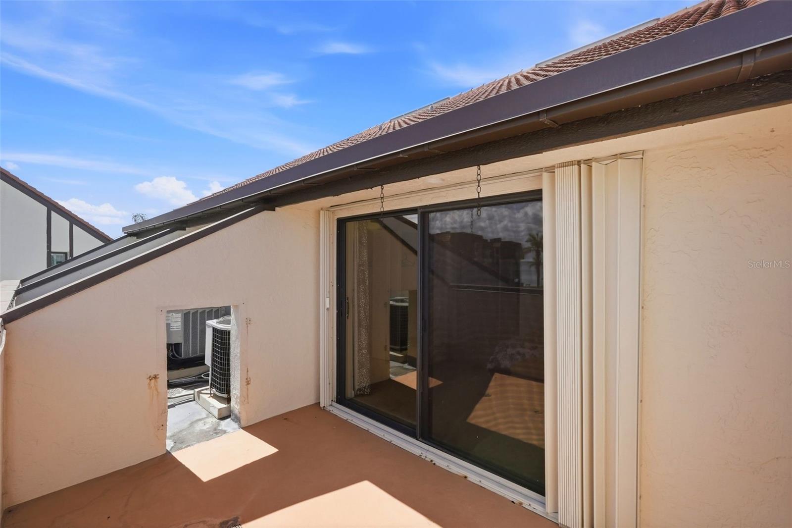 Image 39 of 73 For 128 1st Street E.  102