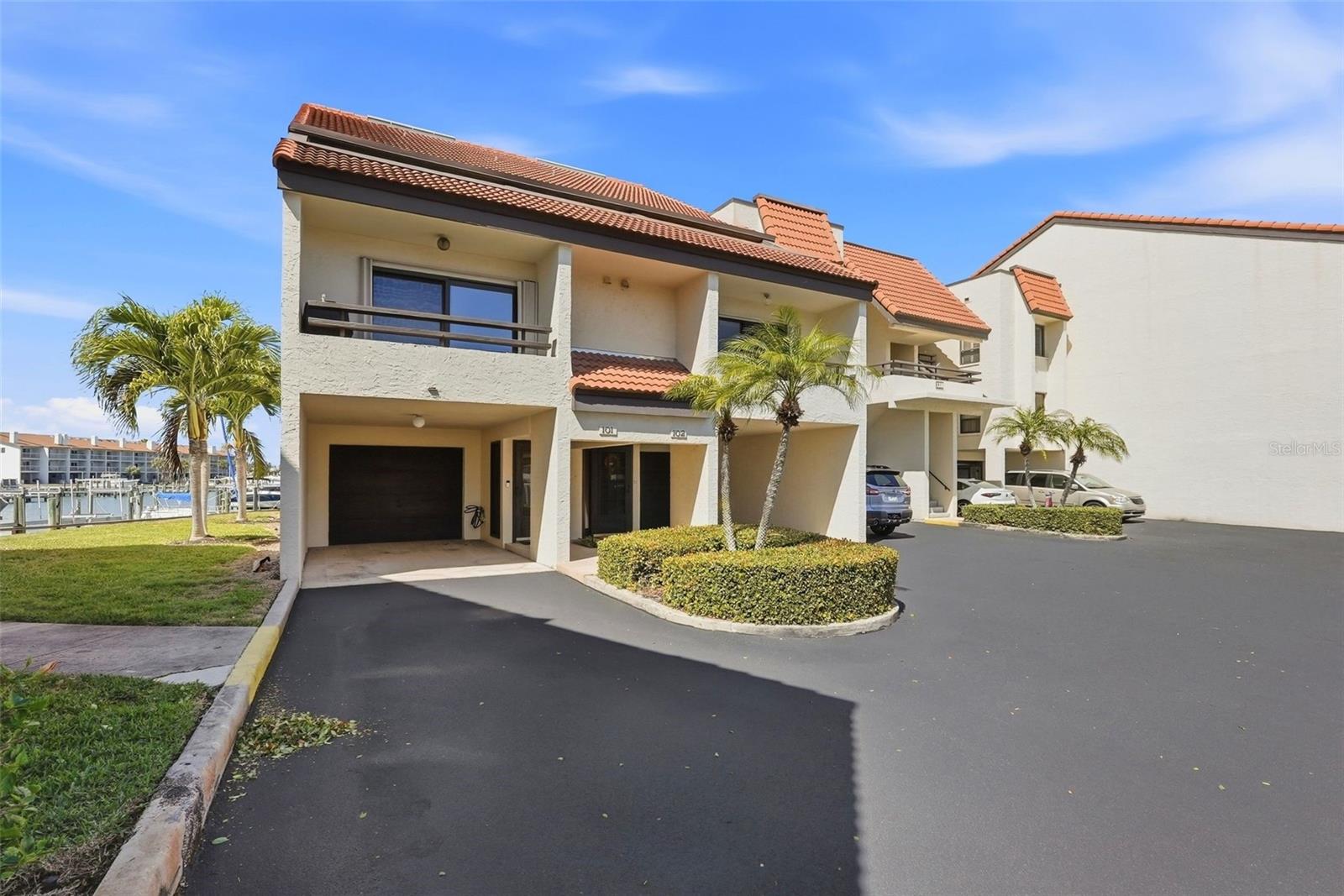 Image 8 of 73 For 128 1st Street E.  102