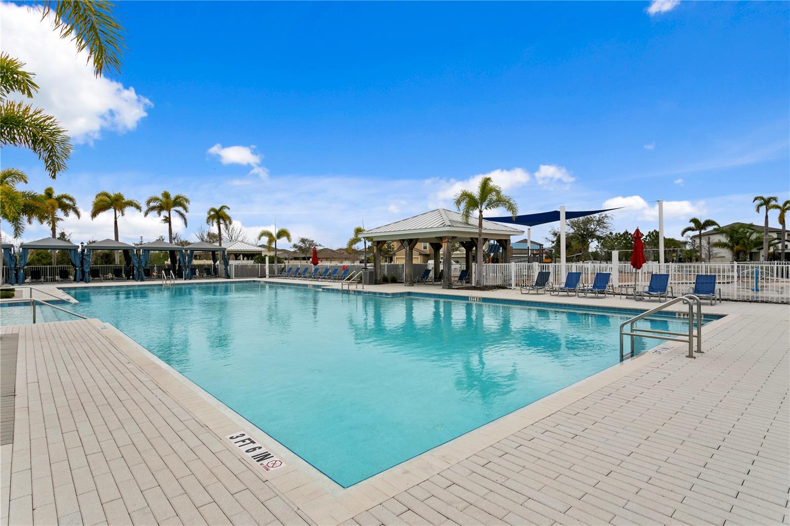 Image 42 of 50 For 7109 Paradise Island Court