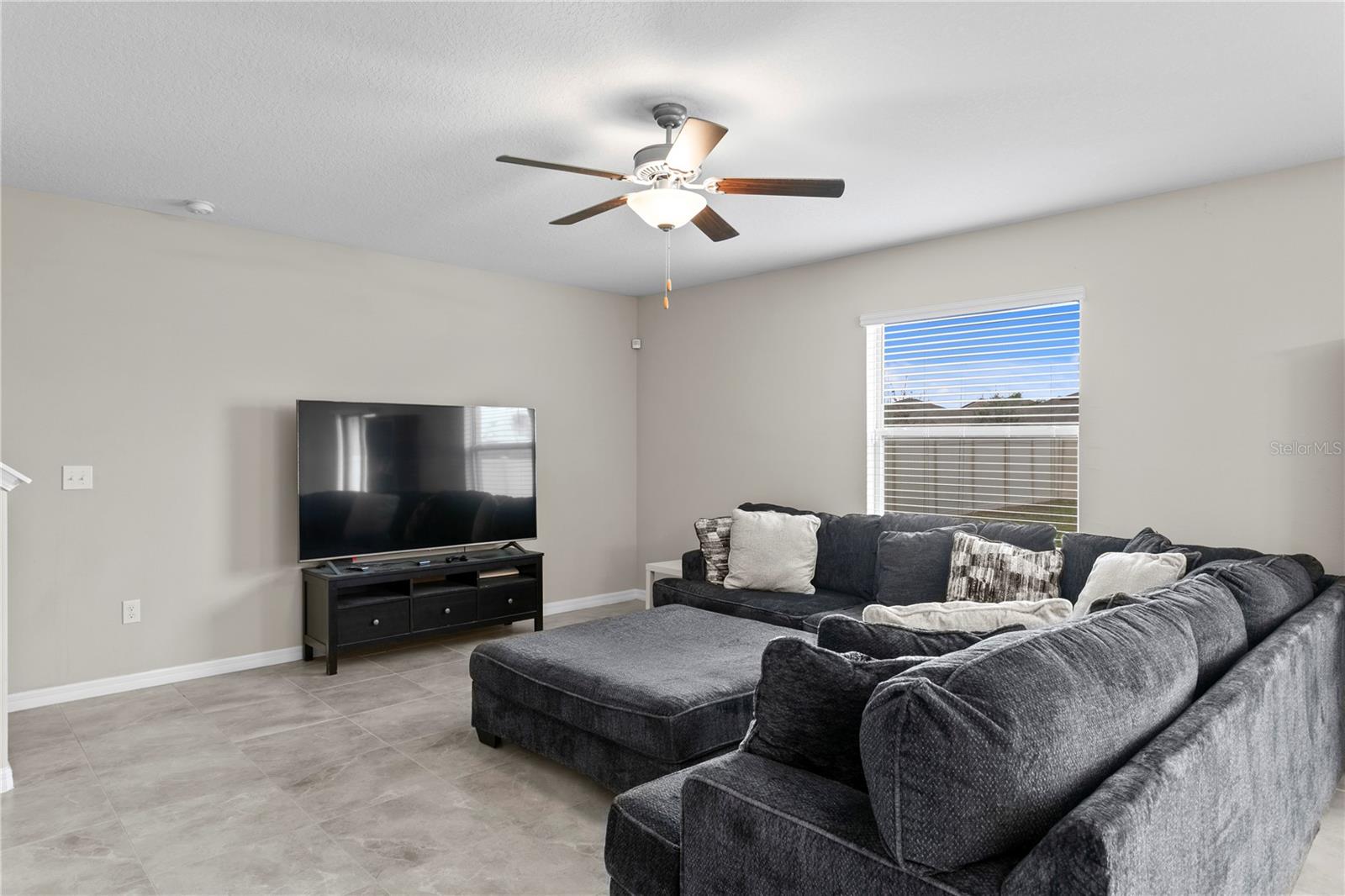 Image 8 of 50 For 7109 Paradise Island Court