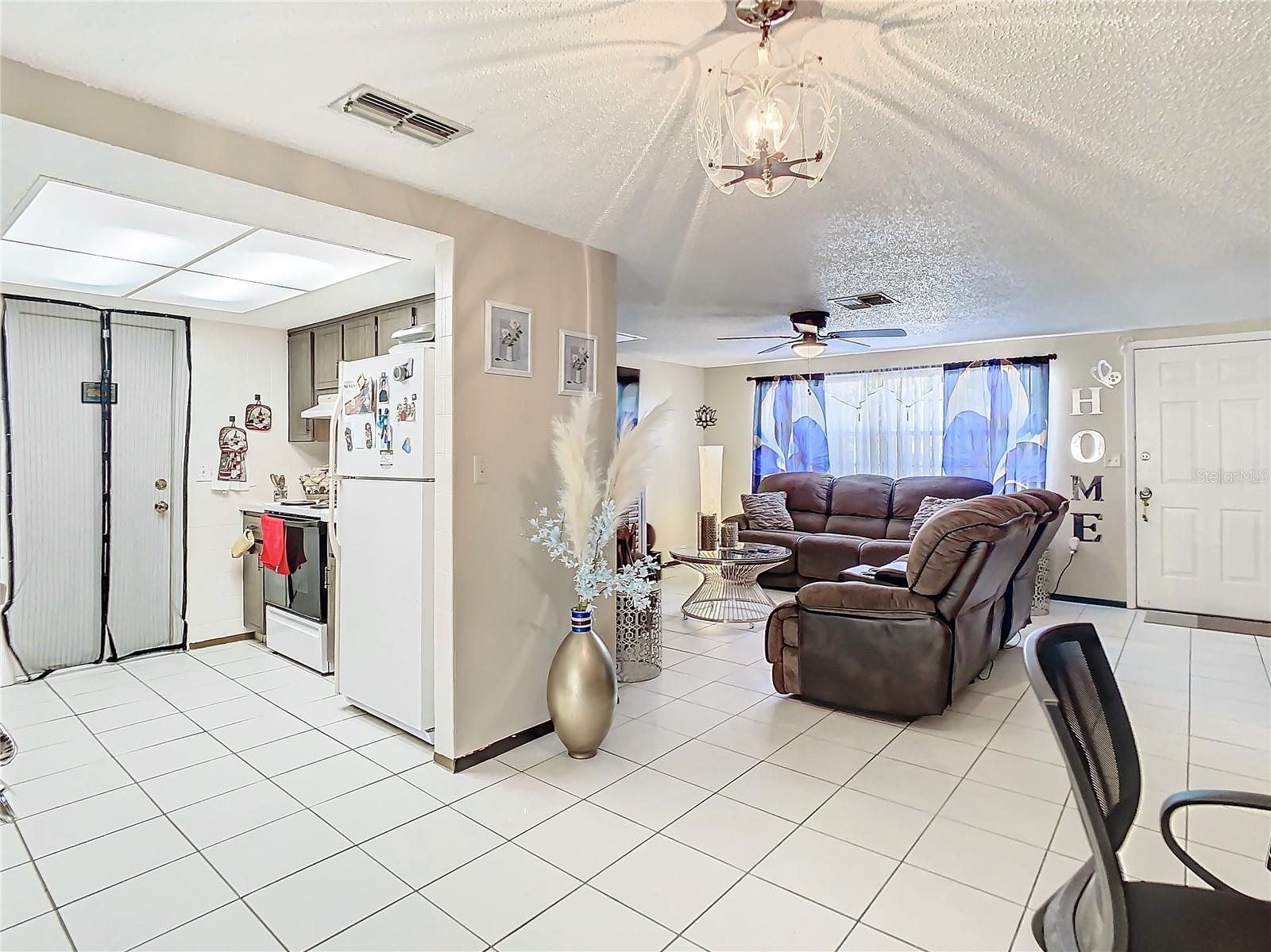 Image 10 of 54 For 5930 Della Drive