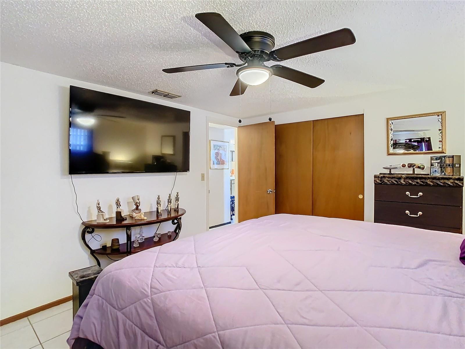 Image 27 of 54 For 5930 Della Drive