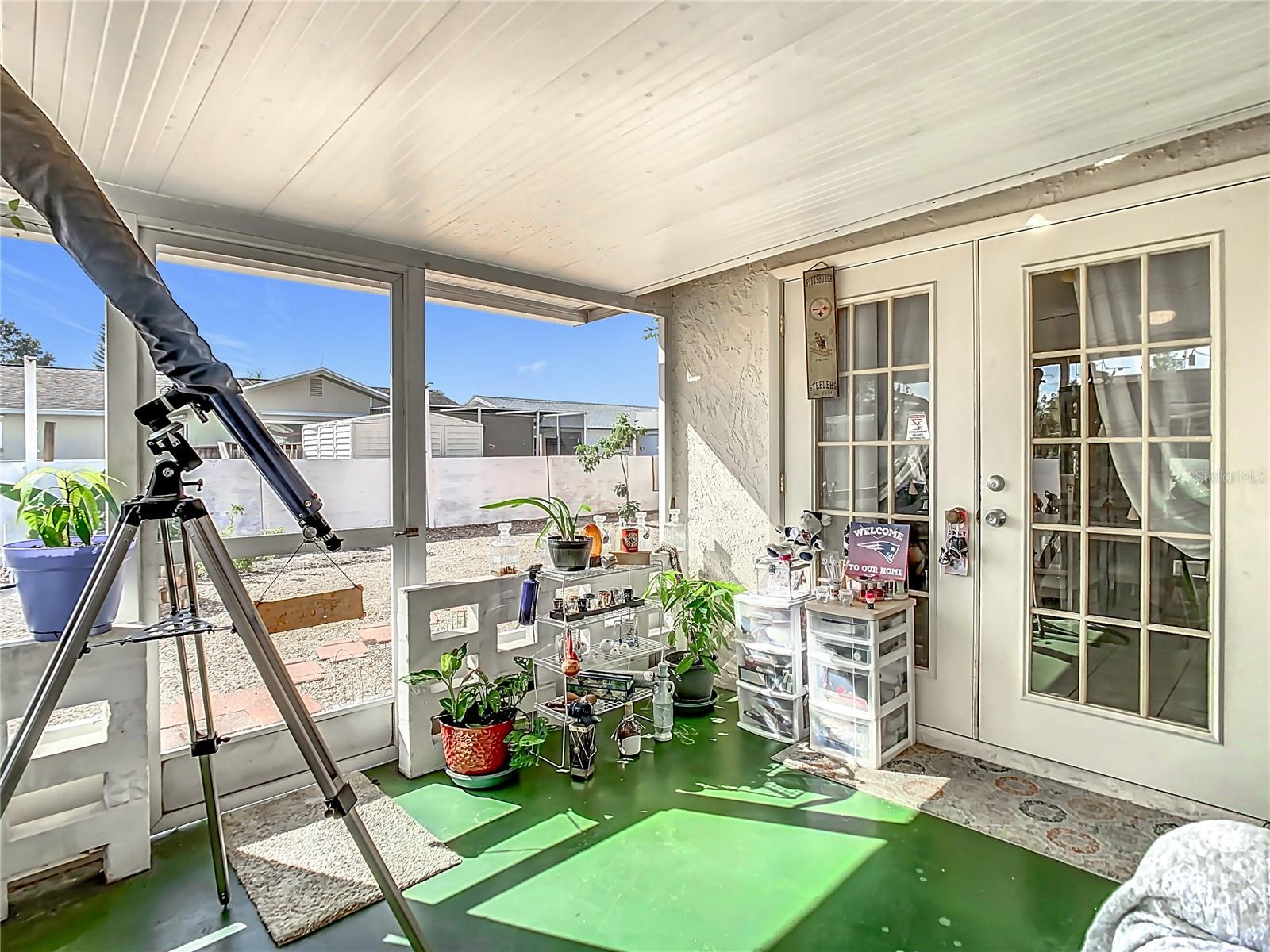 Image 38 of 54 For 5930 Della Drive