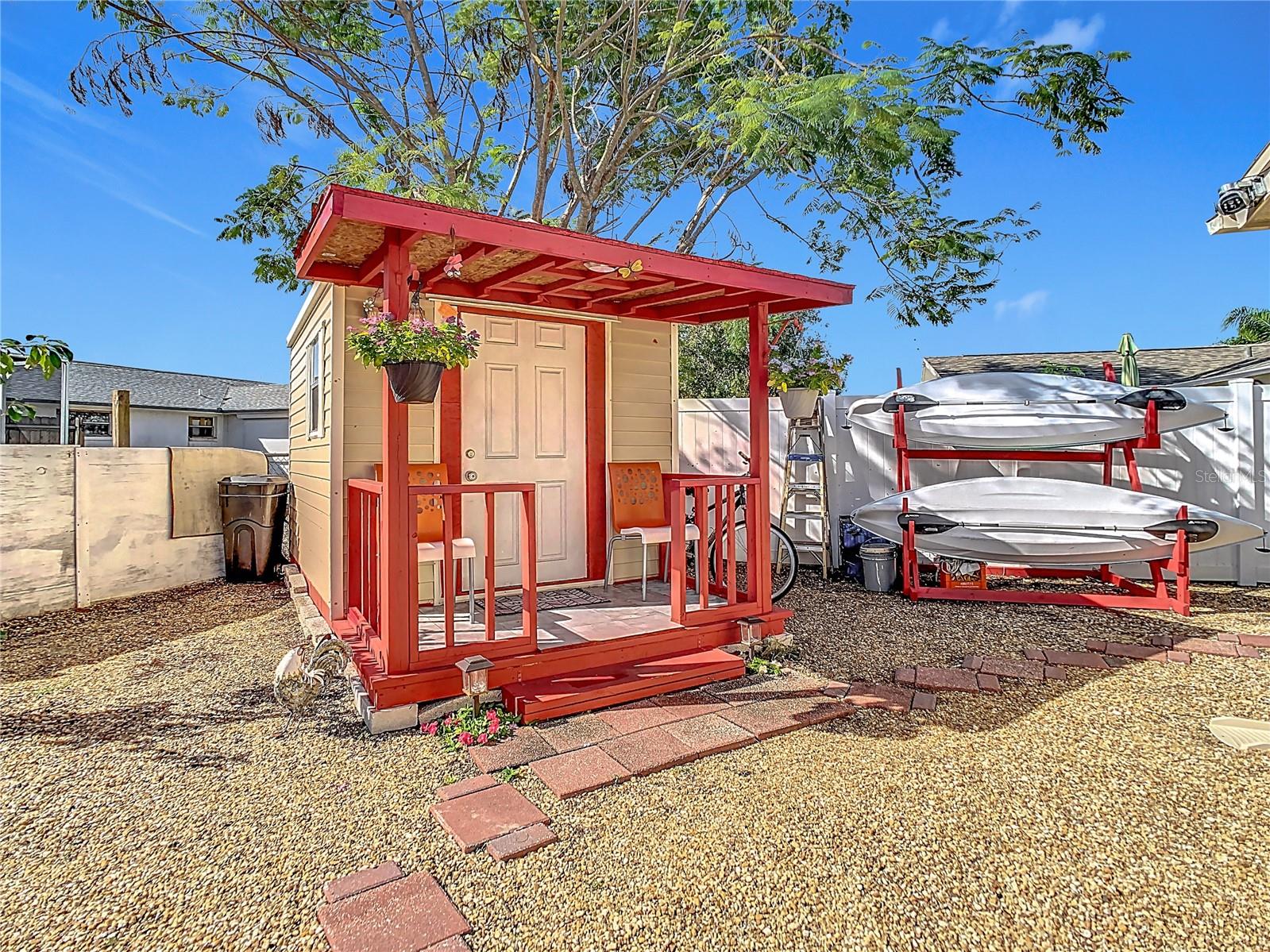 Image 39 of 54 For 5930 Della Drive