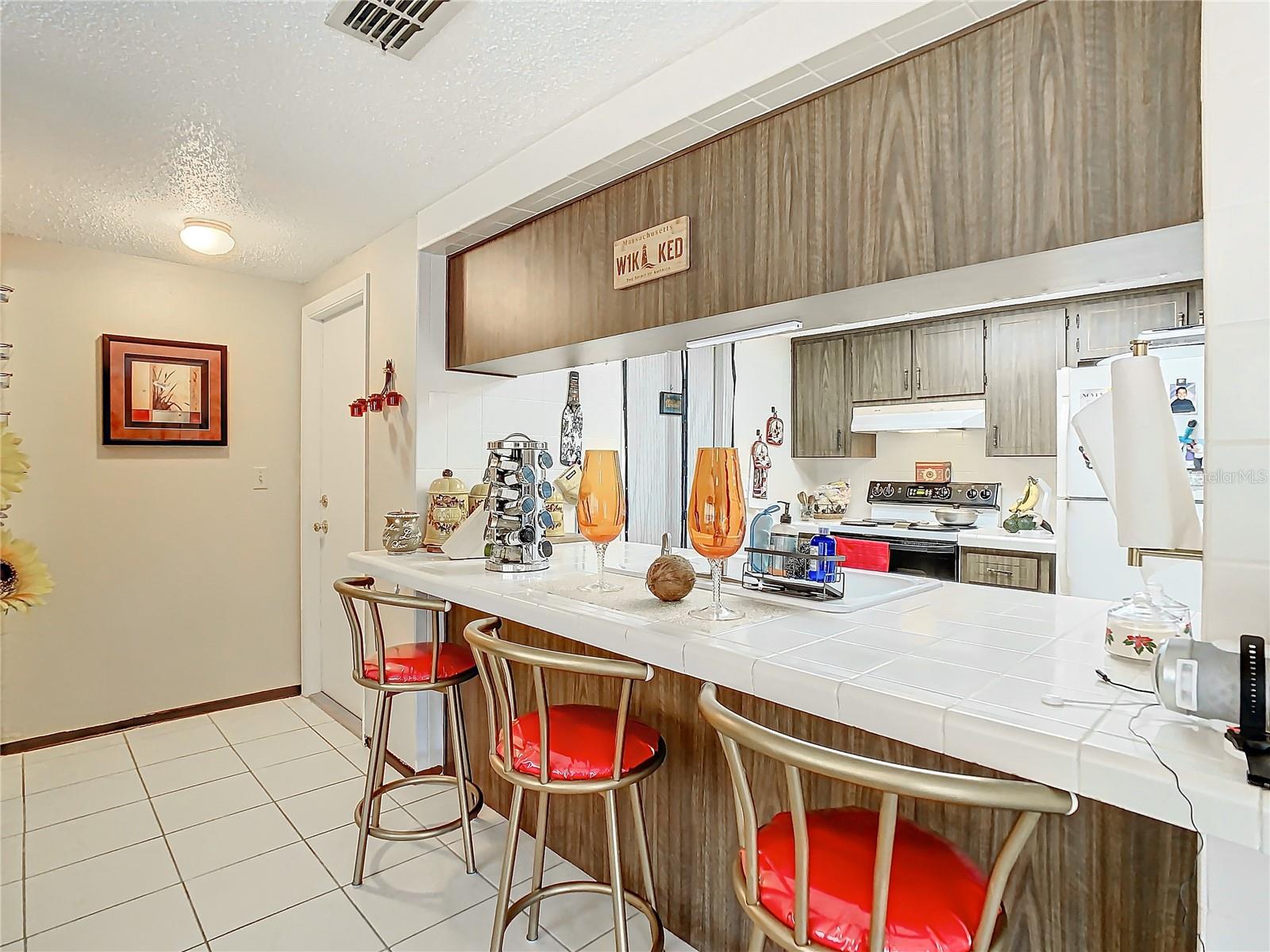 Image 7 of 54 For 5930 Della Drive