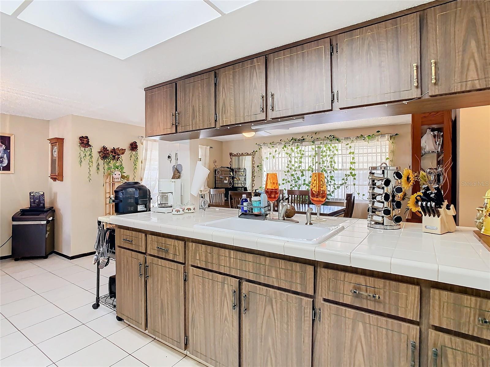 Image 8 of 54 For 5930 Della Drive