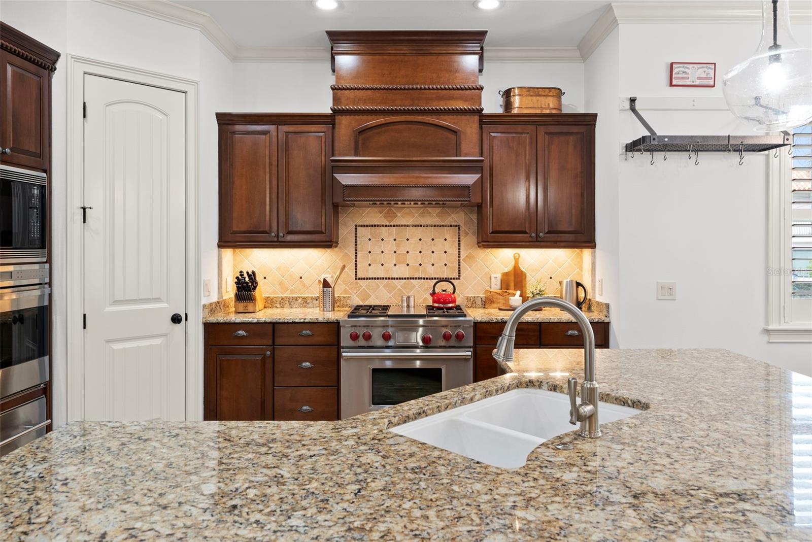 Image 17 of 67 For 108 Bermuda Avenue