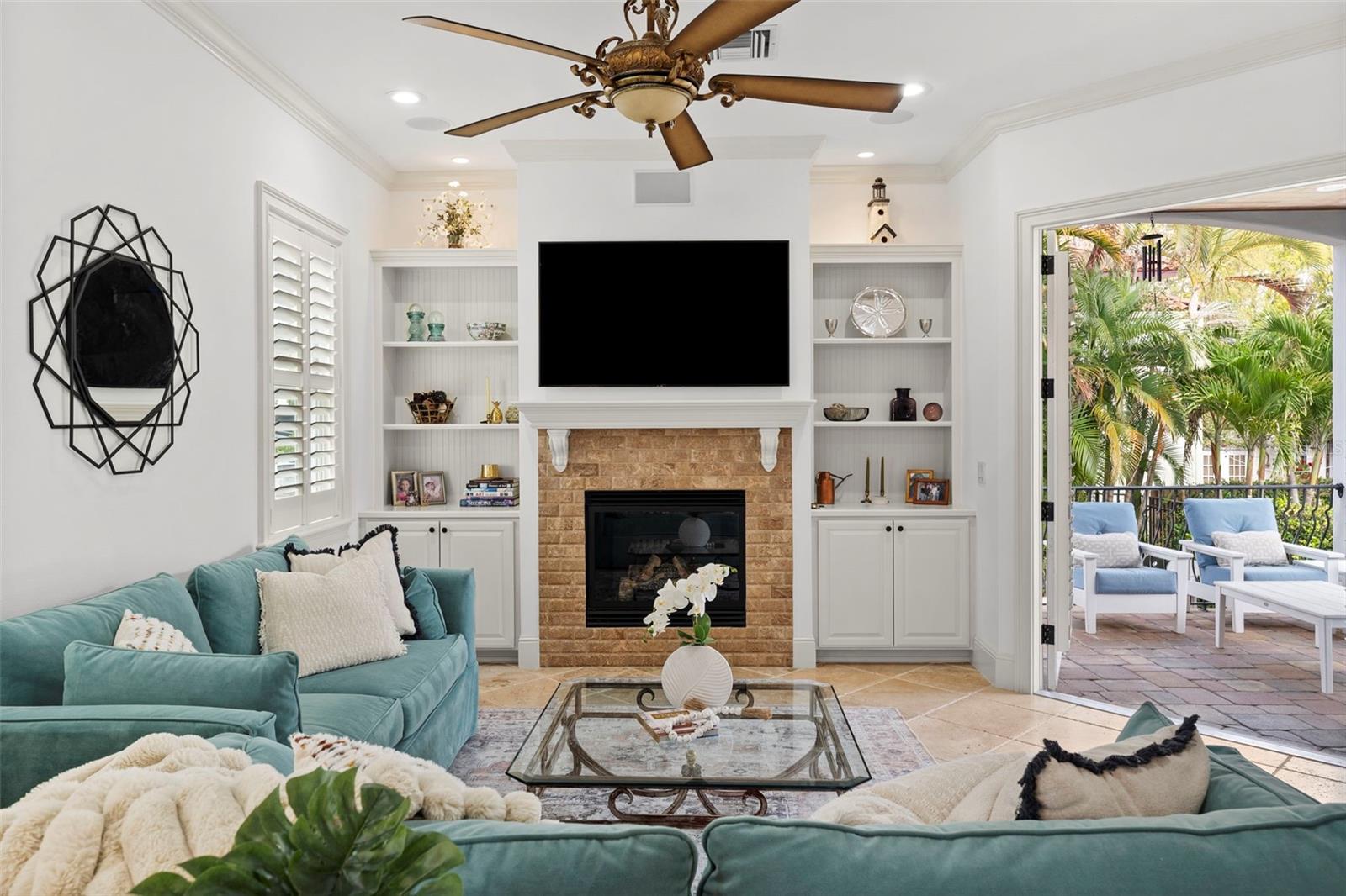 Image 19 of 67 For 108 Bermuda Avenue