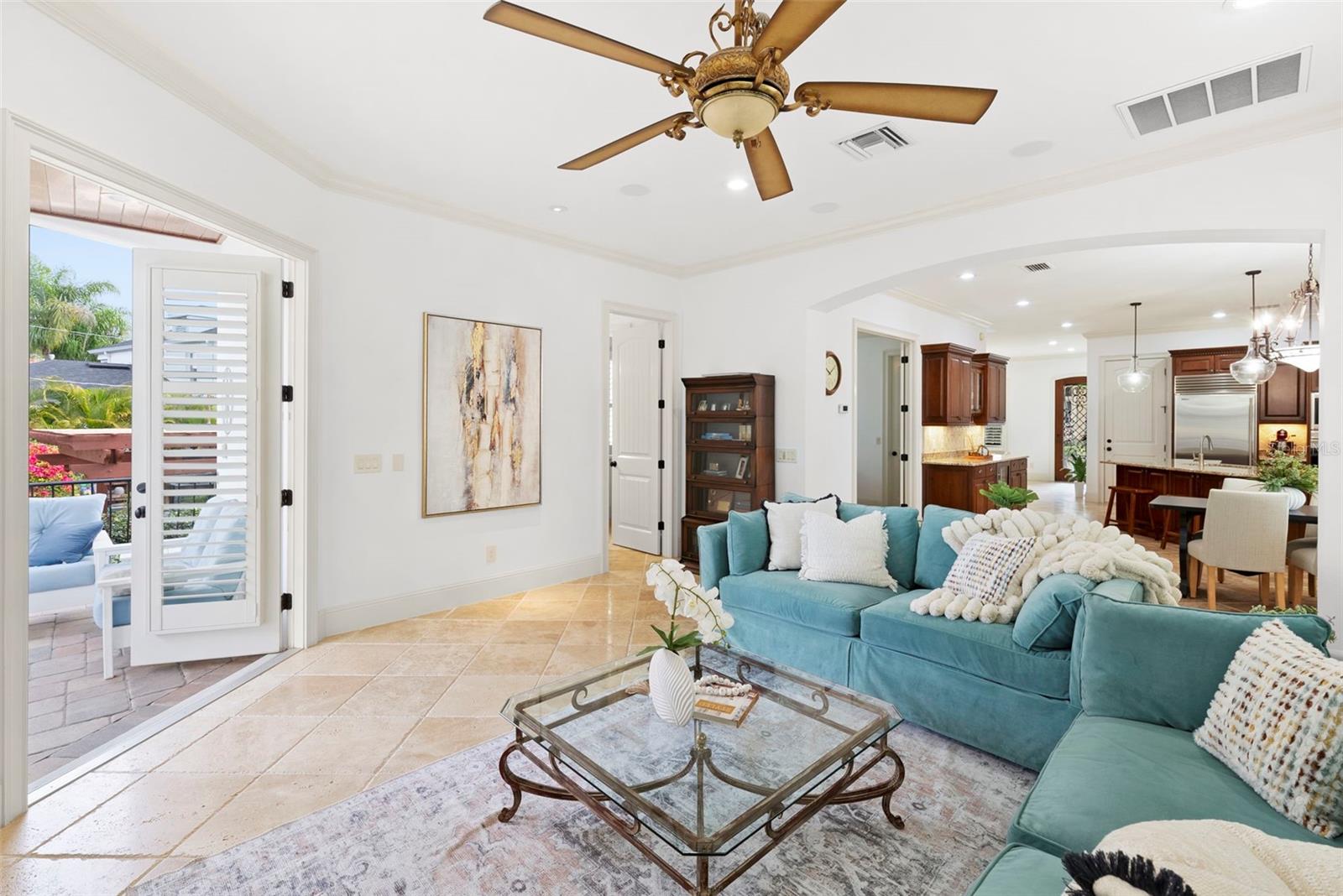 Image 22 of 67 For 108 Bermuda Avenue