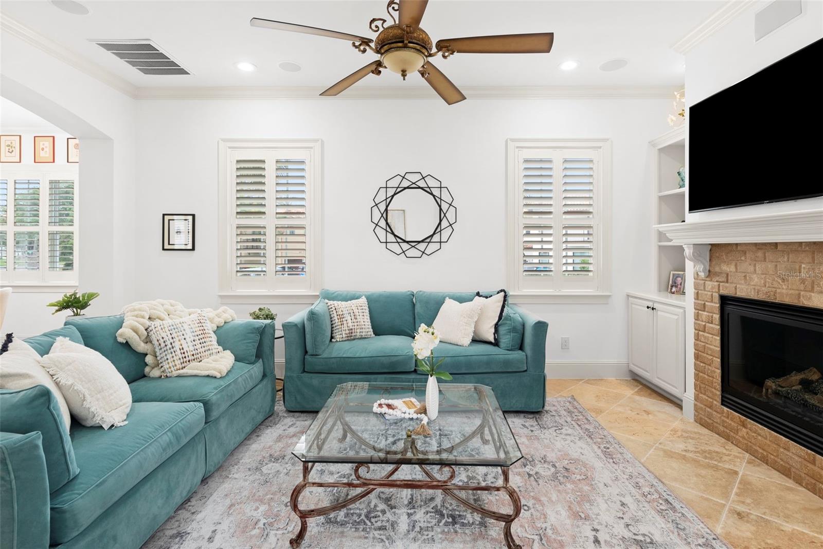 Image 25 of 67 For 108 Bermuda Avenue