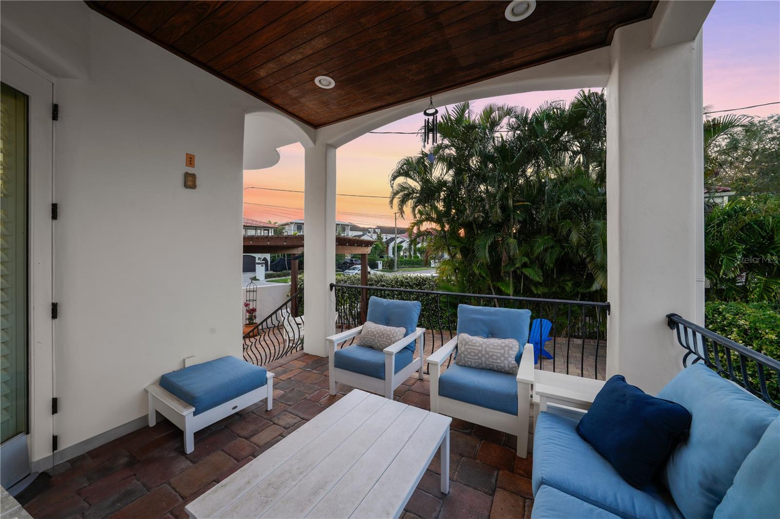 Image 27 of 67 For 108 Bermuda Avenue