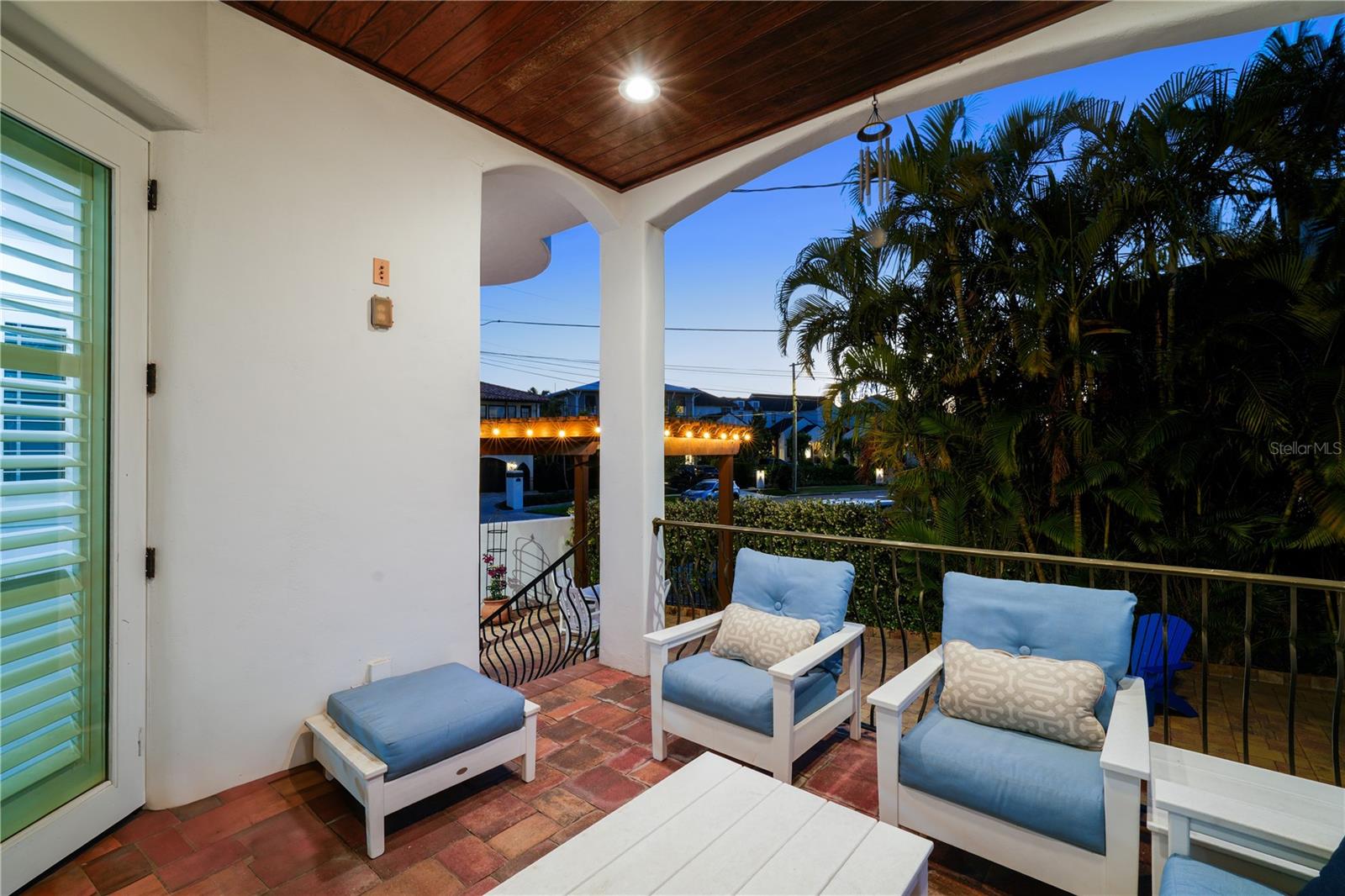 Image 30 of 67 For 108 Bermuda Avenue