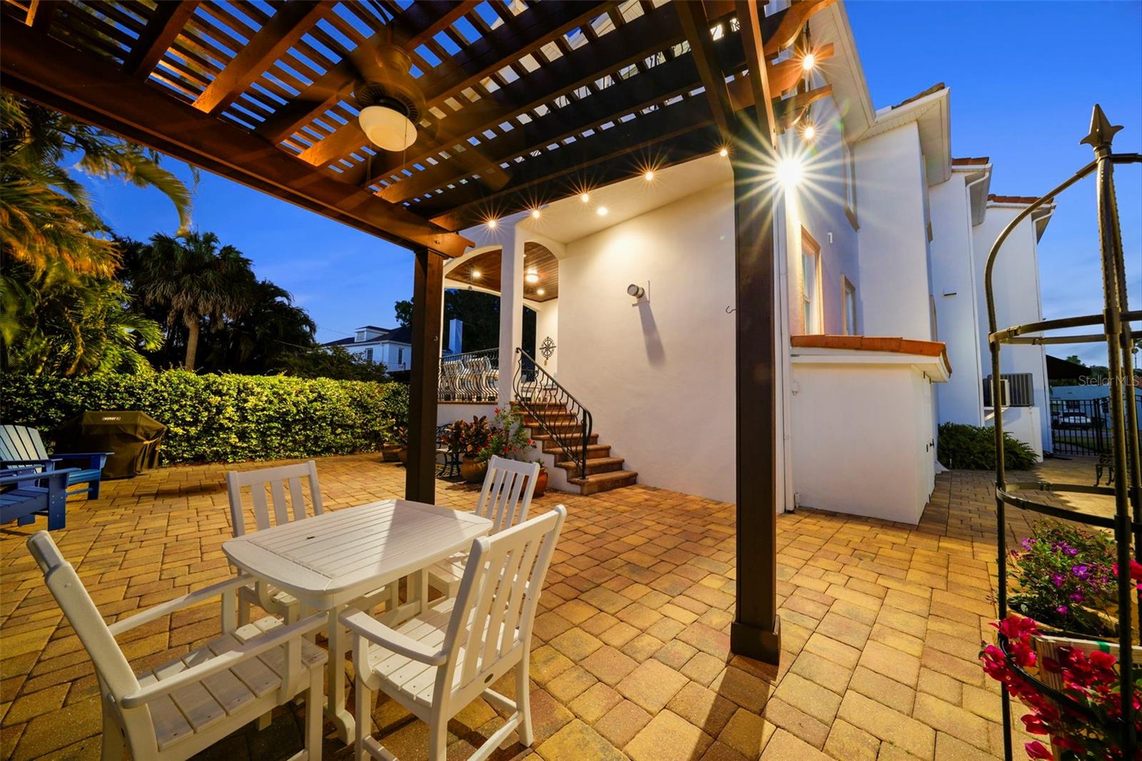 Image 37 of 67 For 108 Bermuda Avenue