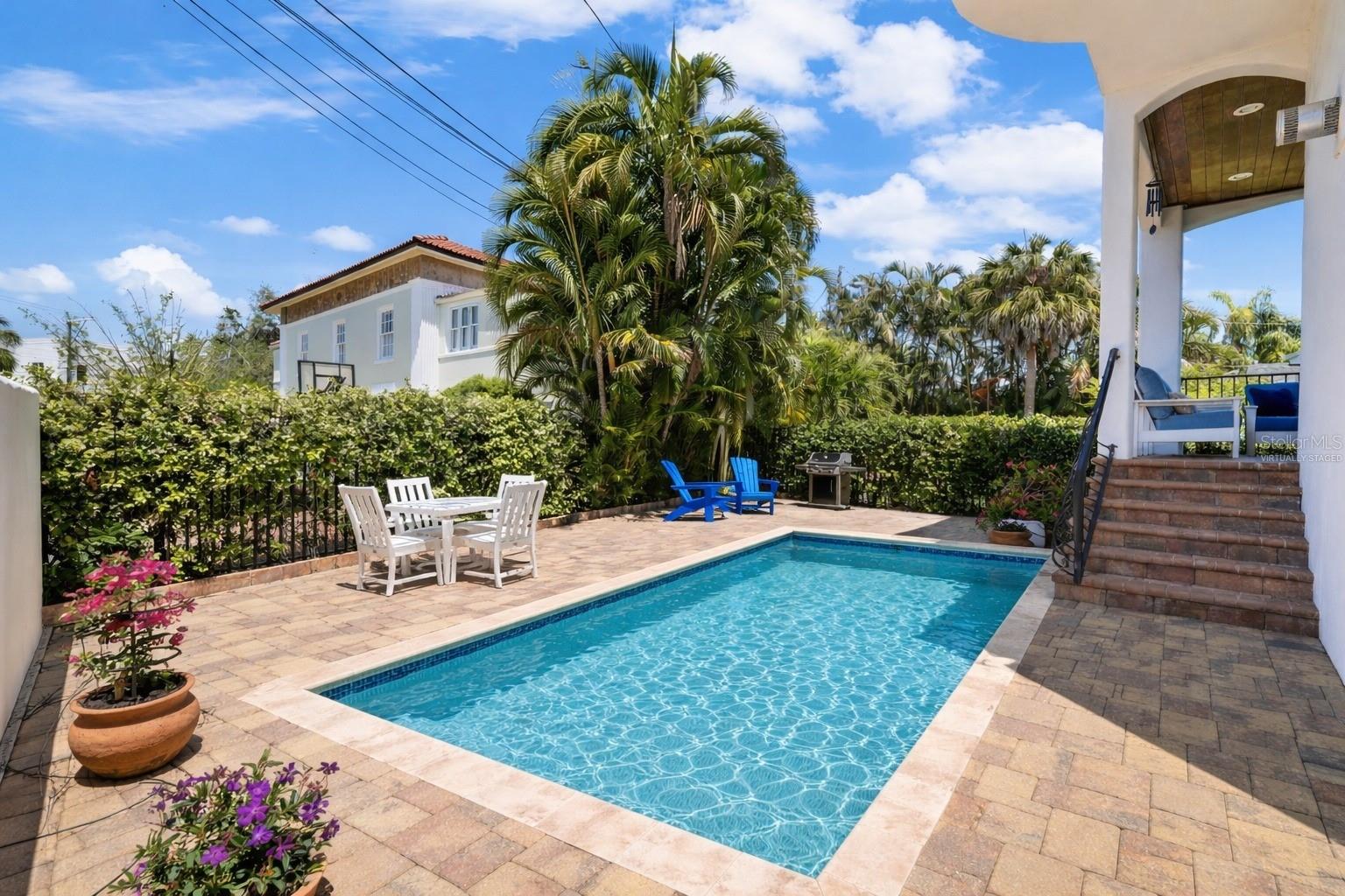 Image 5 of 67 For 108 Bermuda Avenue