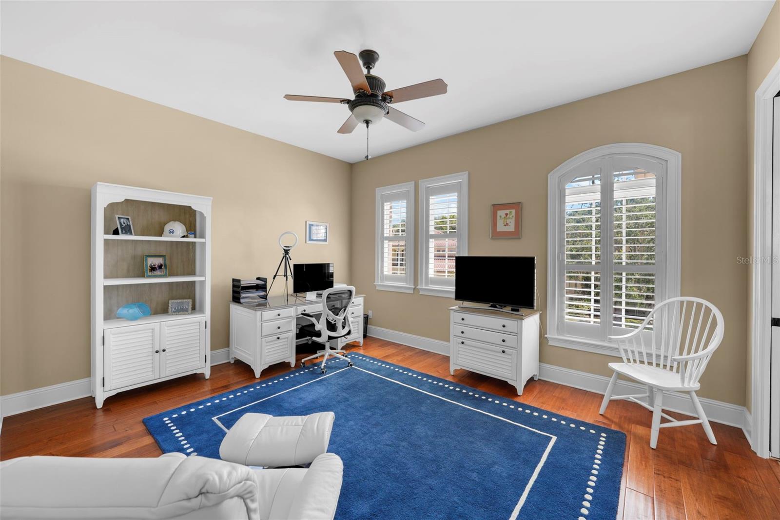 Image 52 of 67 For 108 Bermuda Avenue