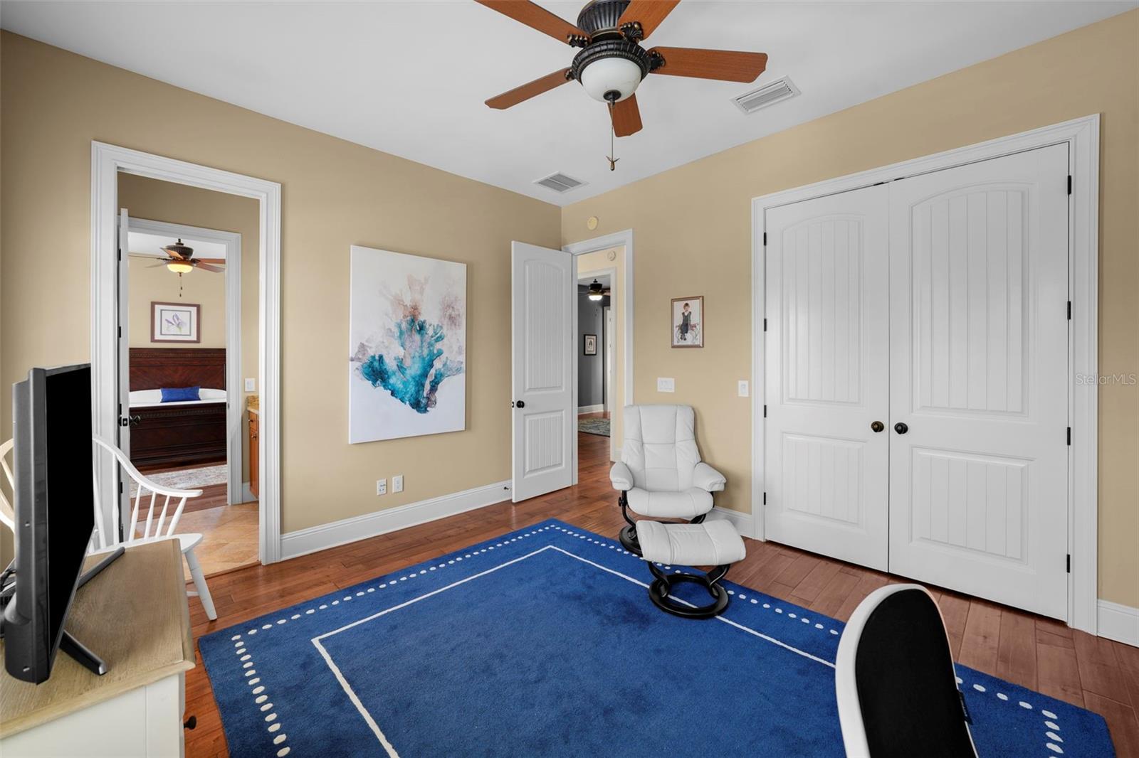 Image 53 of 67 For 108 Bermuda Avenue