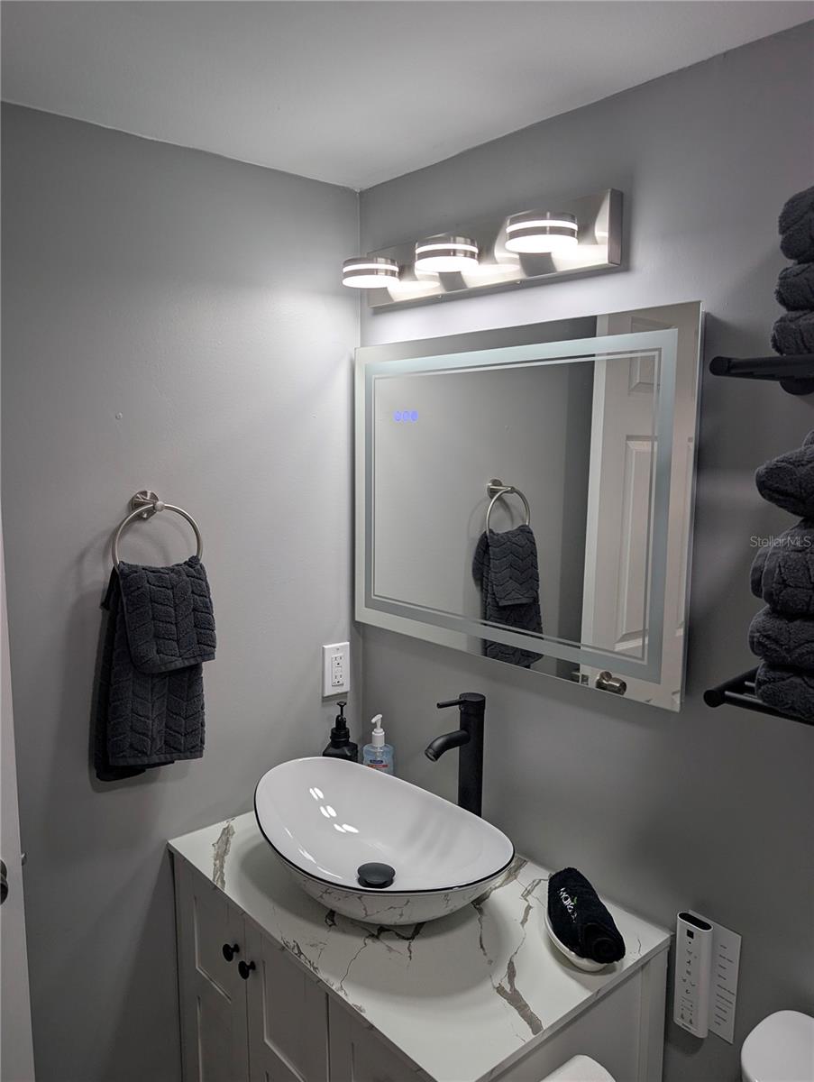 Listing photo id 14 for 1955 Abrico Drive 4