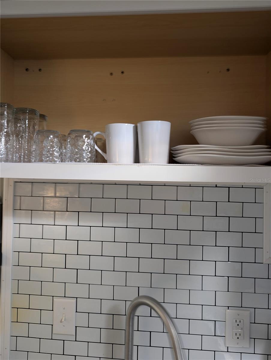 Listing photo id 23 for 1955 Abrico Drive 4