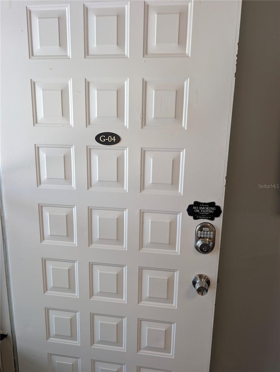 Listing photo id 32 for 1955 Abrico Drive 4