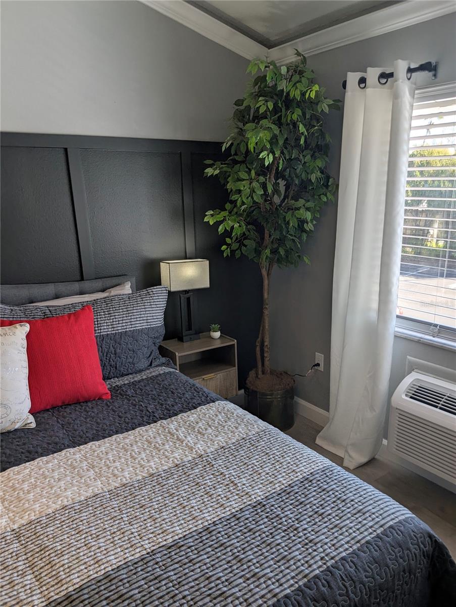 Listing photo id 2 for 1955 Abrico Drive 4