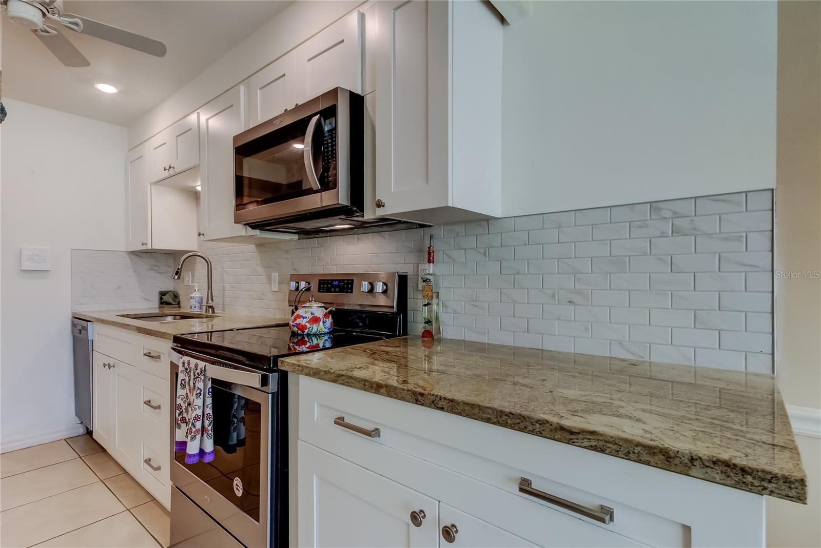 Image 12 of 24 For 5095 Bay Street Ne 104