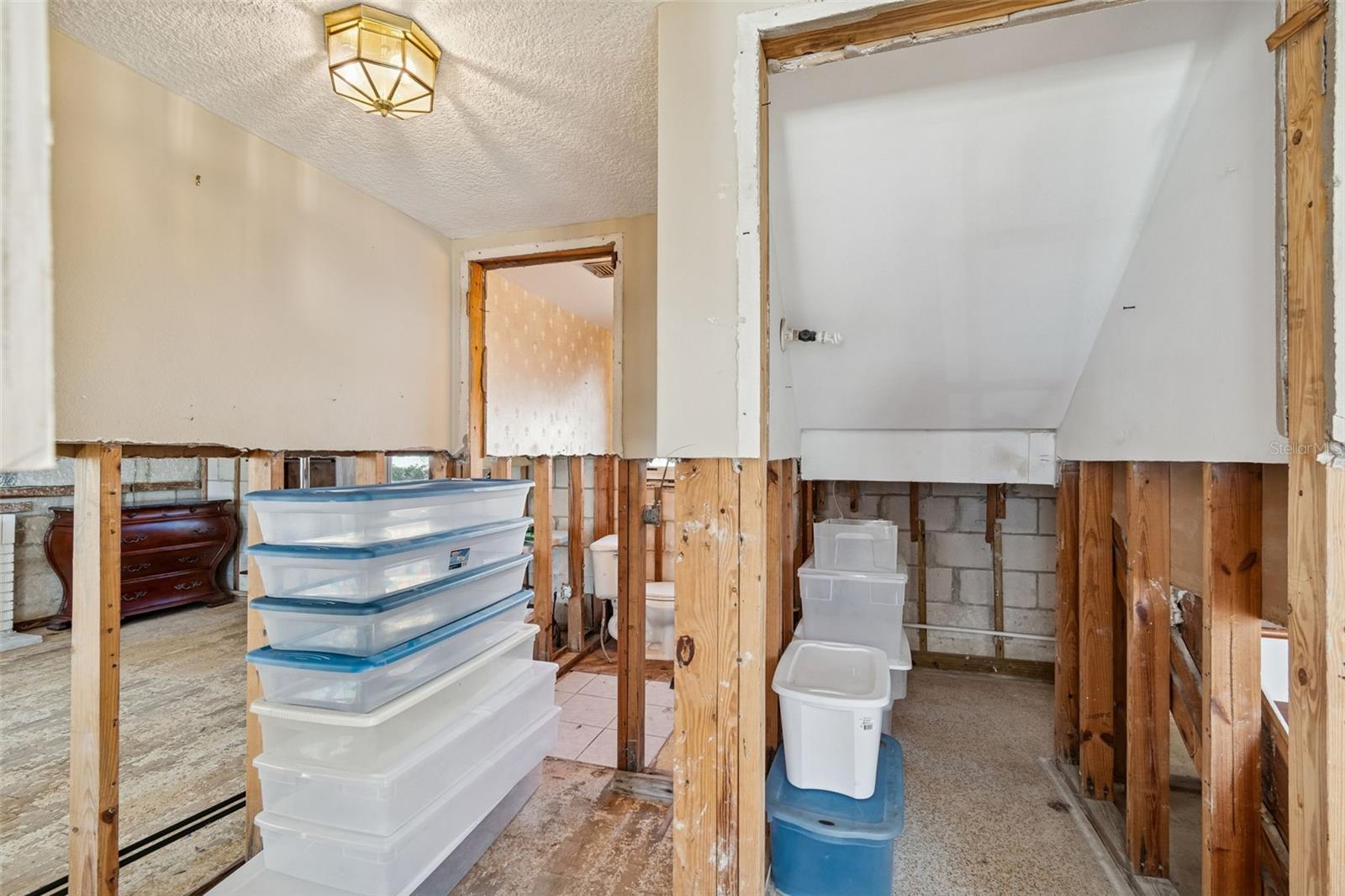 Image 16 of 64 For 19 Sandpiper Road