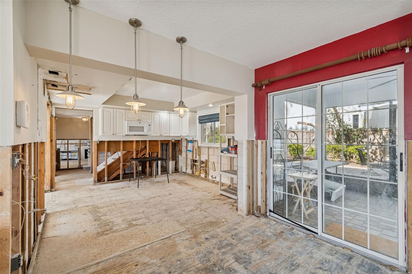 Image 21 of 64 For 19 Sandpiper Road