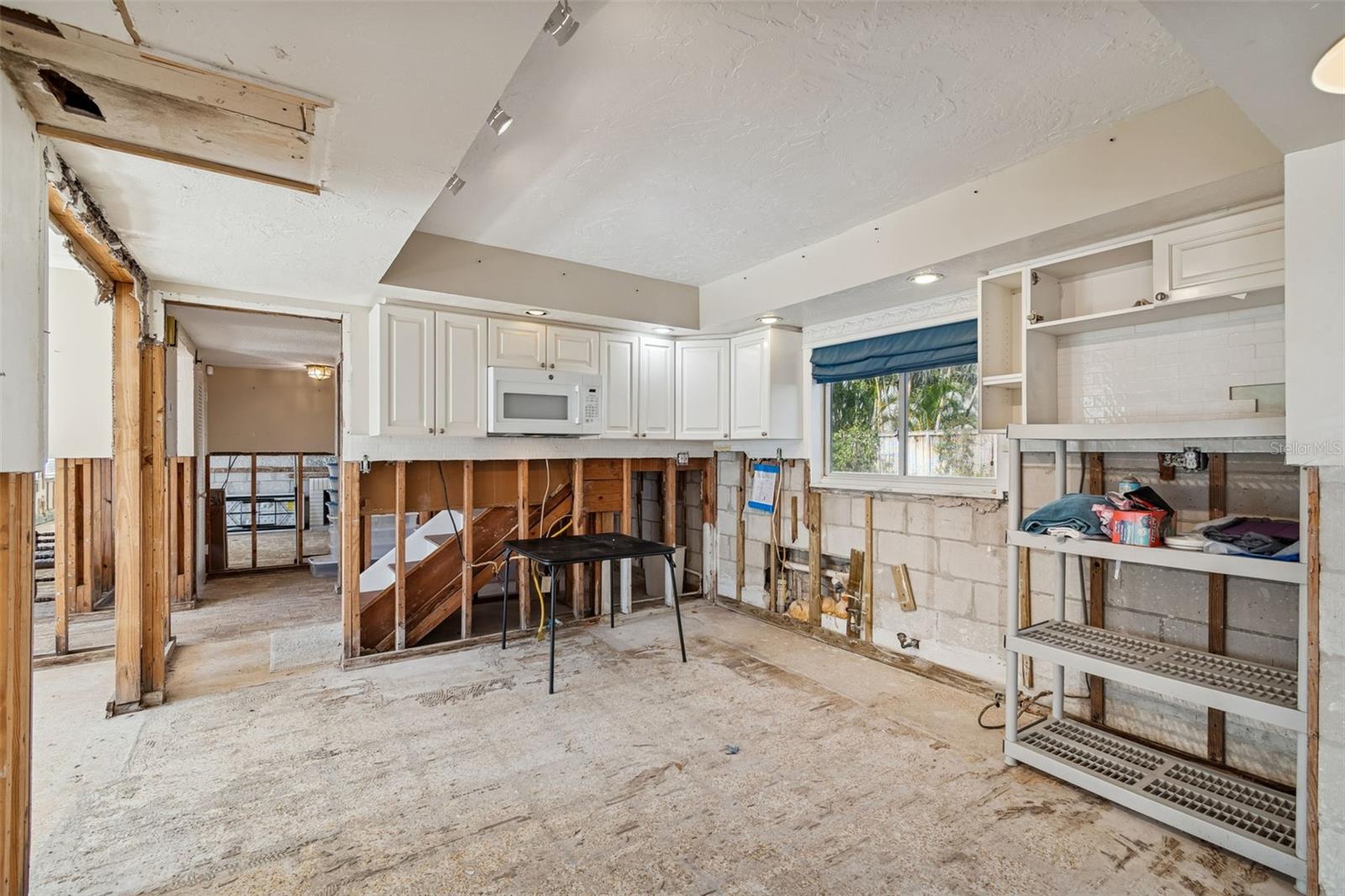 Image 22 of 64 For 19 Sandpiper Road