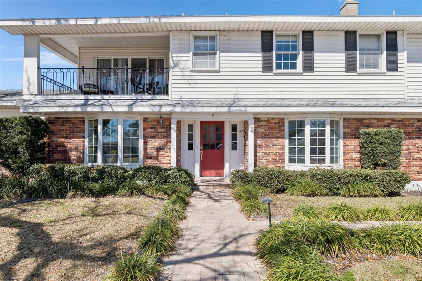 Image 3 of 64 For 19 Sandpiper Road