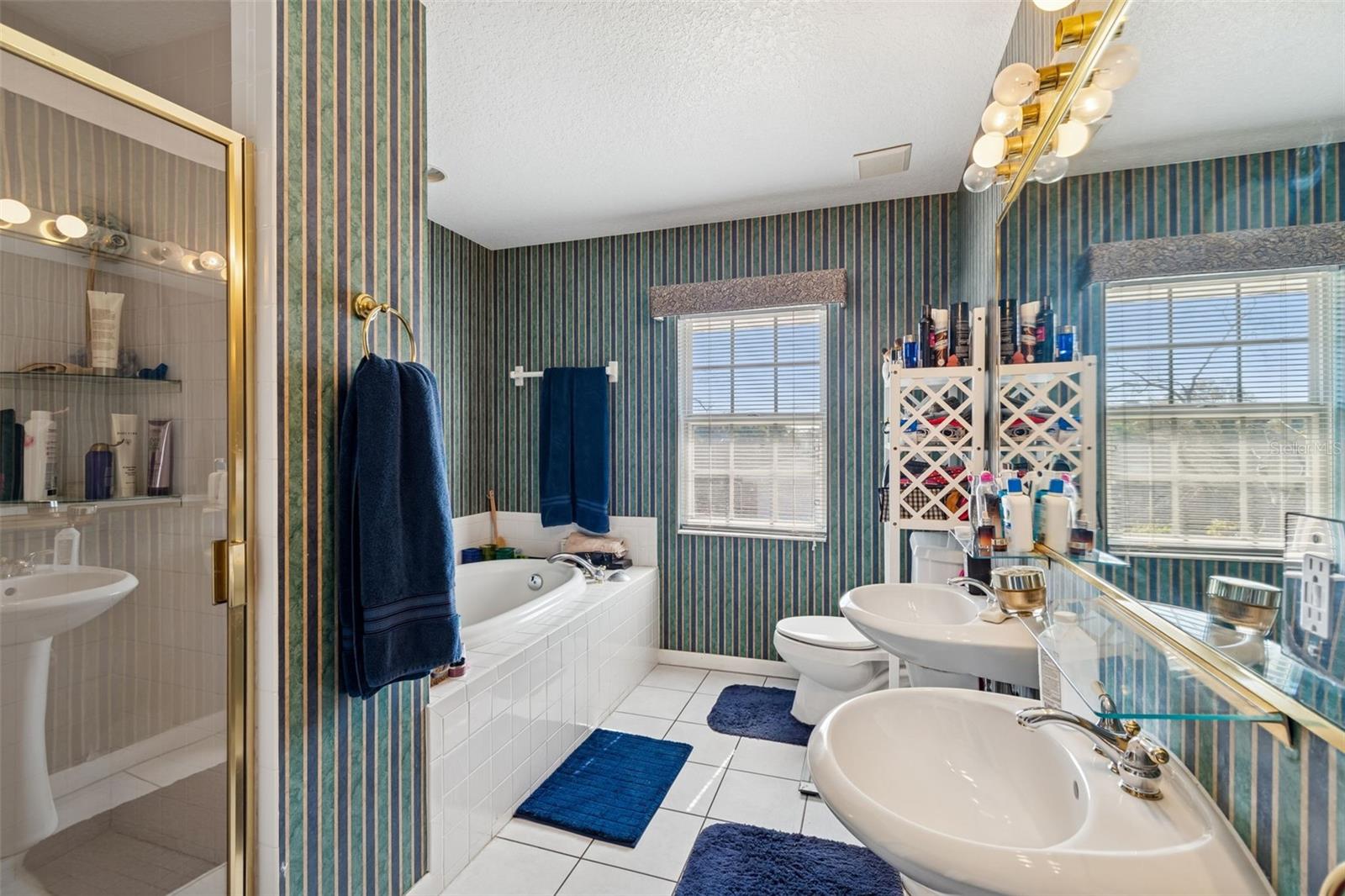 Image 39 of 64 For 19 Sandpiper Road