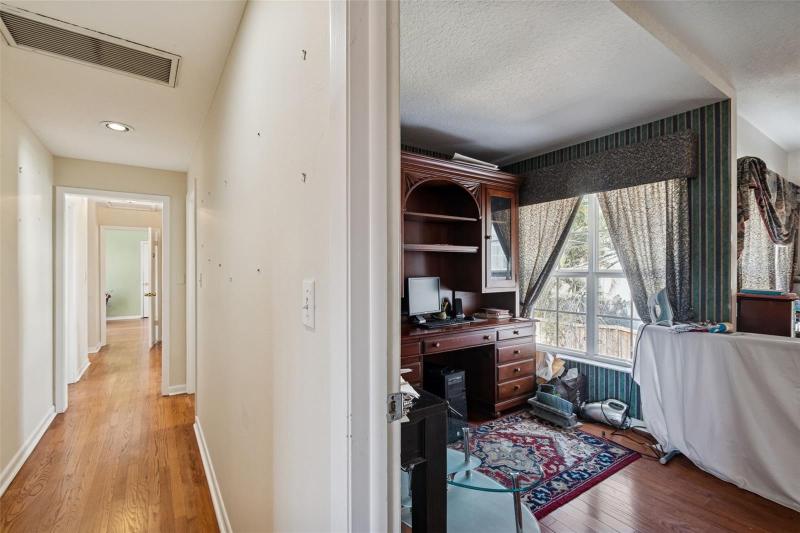 Image 41 of 64 For 19 Sandpiper Road