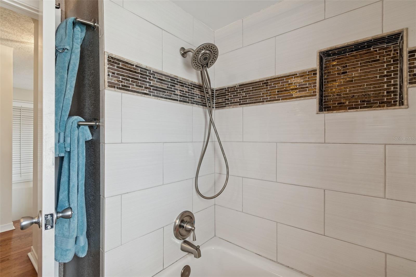 Image 44 of 64 For 19 Sandpiper Road