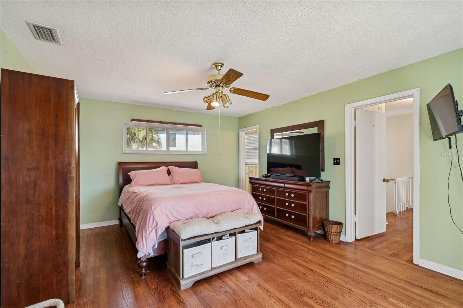 Image 46 of 64 For 19 Sandpiper Road