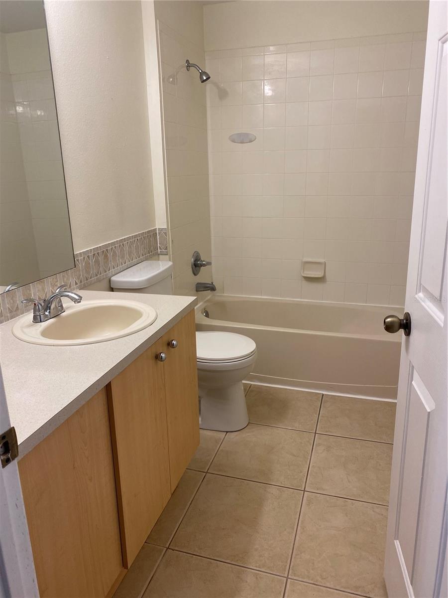 Image 16 of 24 For 11729 Crest Creek Drive