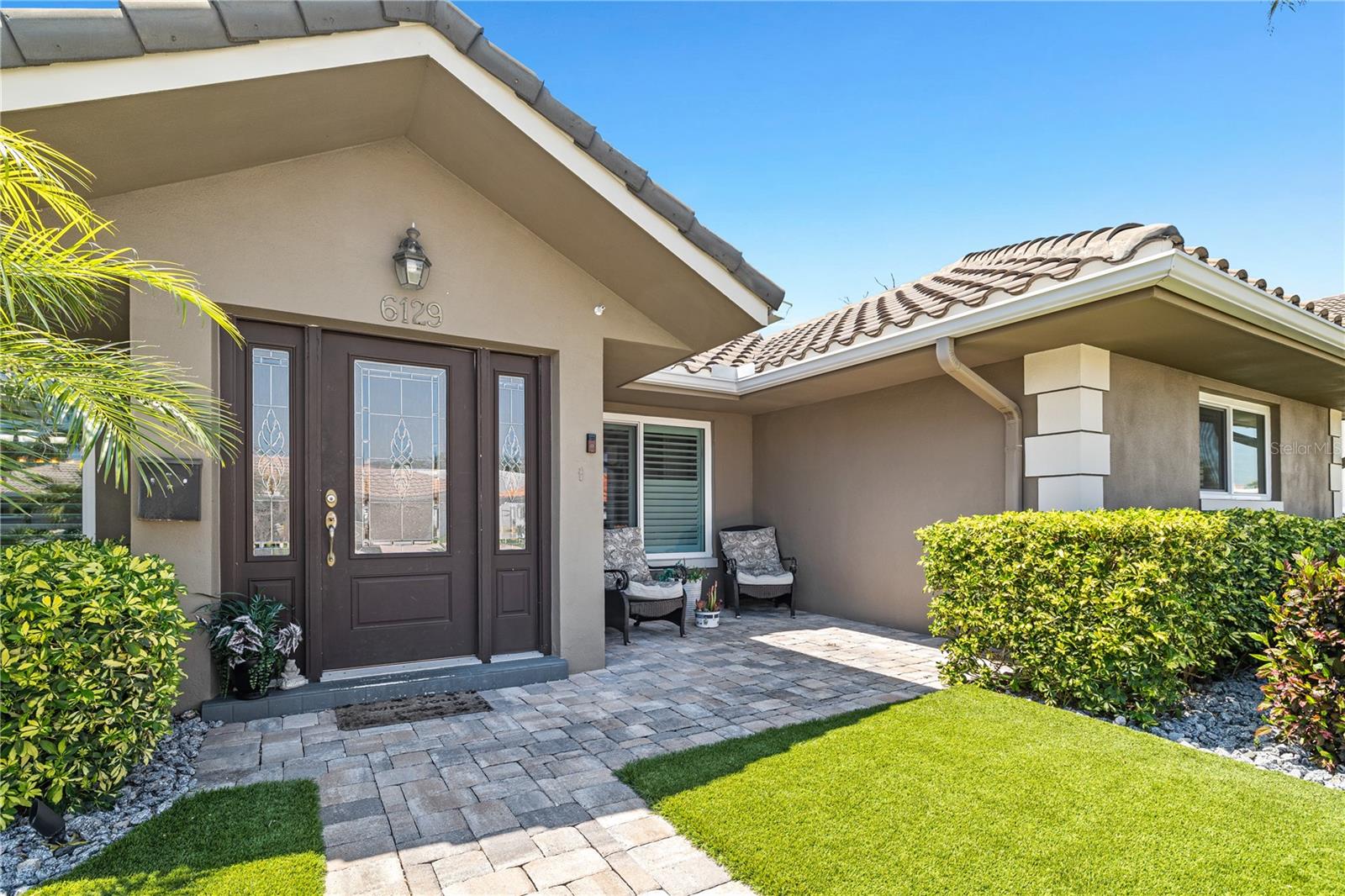 Listing photo id 41 for 6129 Leeland Street S