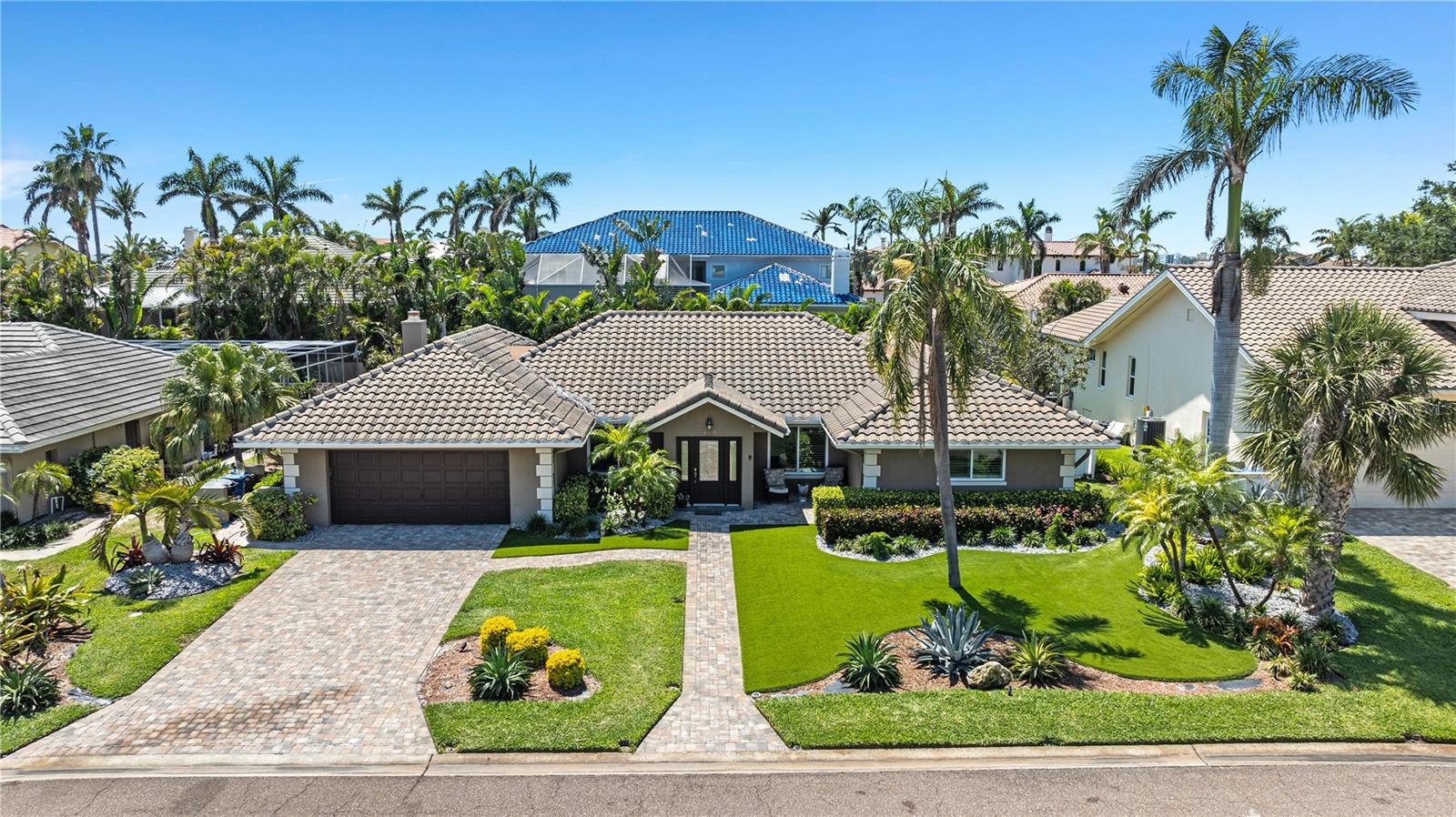 Listing photo id 58 for 6129 Leeland Street S