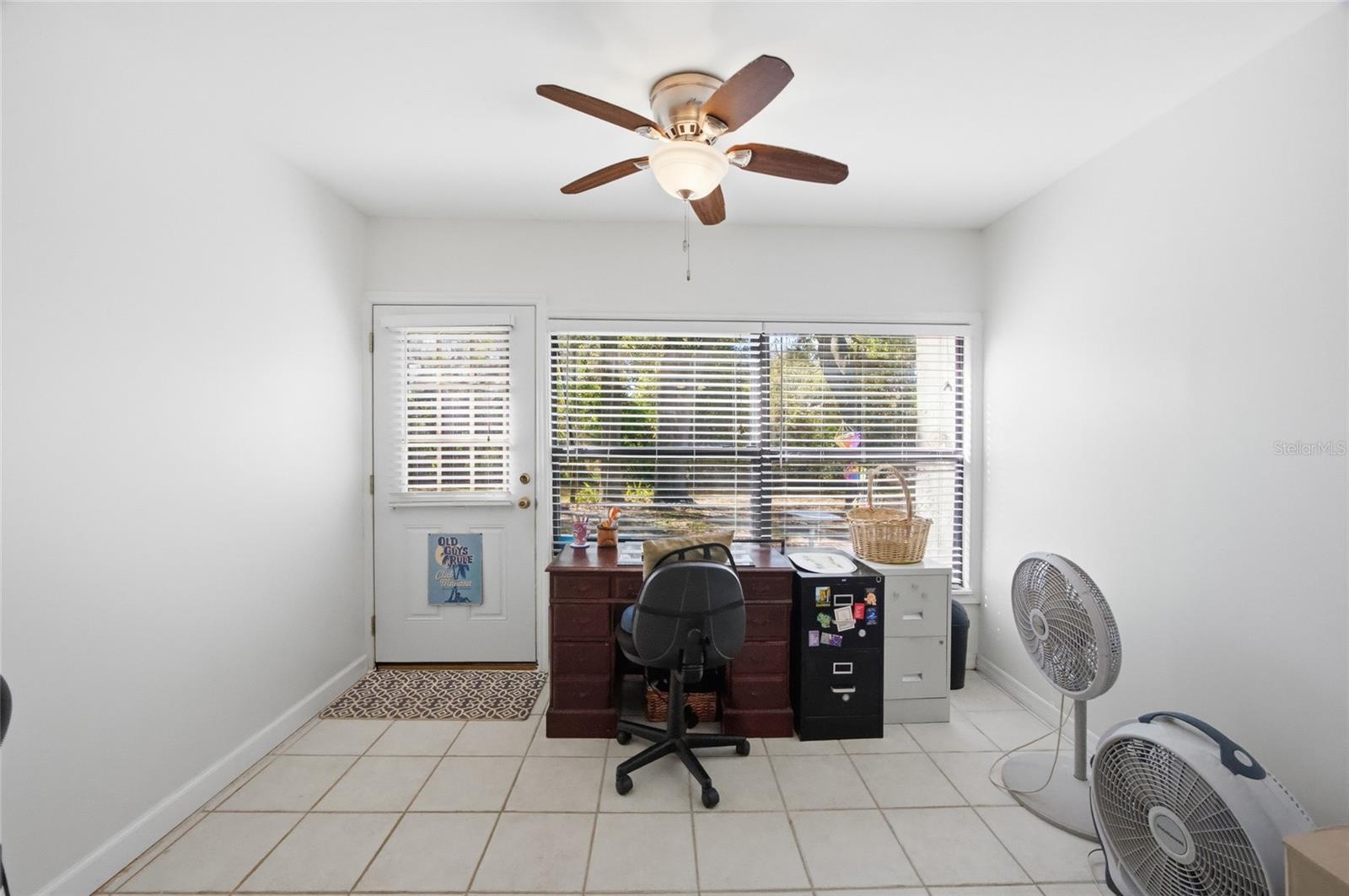 Image 11 of 33 For 1165 Mission Circle 53f