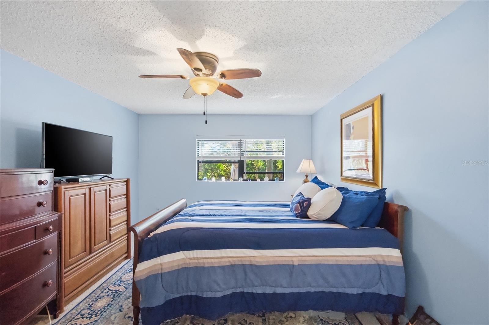 Image 13 of 33 For 1165 Mission Circle 53f