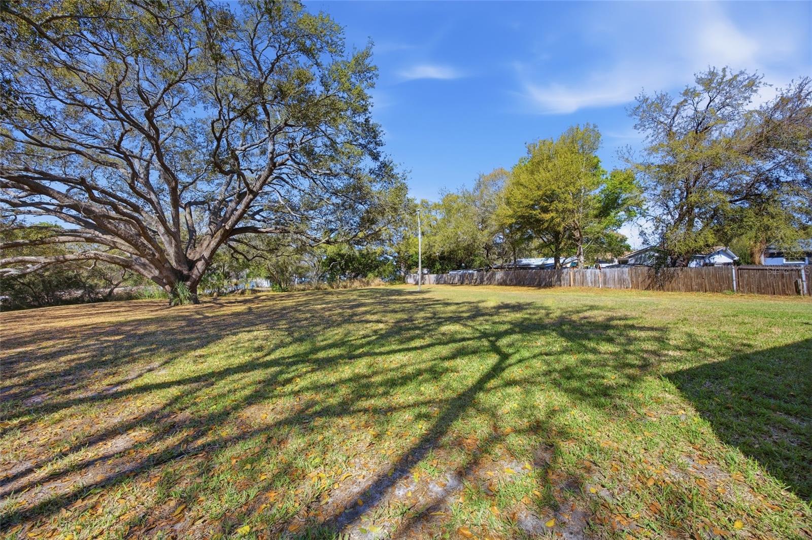 Image 23 of 33 For 1165 Mission Circle 53f