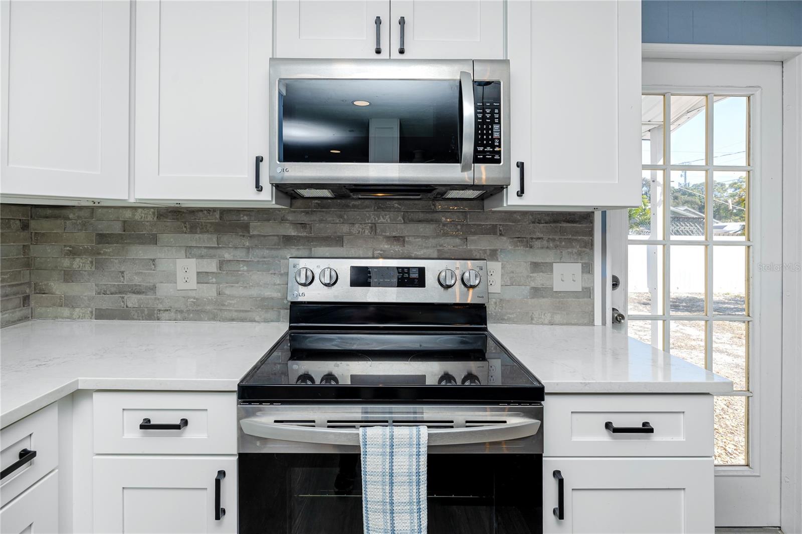 Image 13 of 51 For 731 72nd Street N